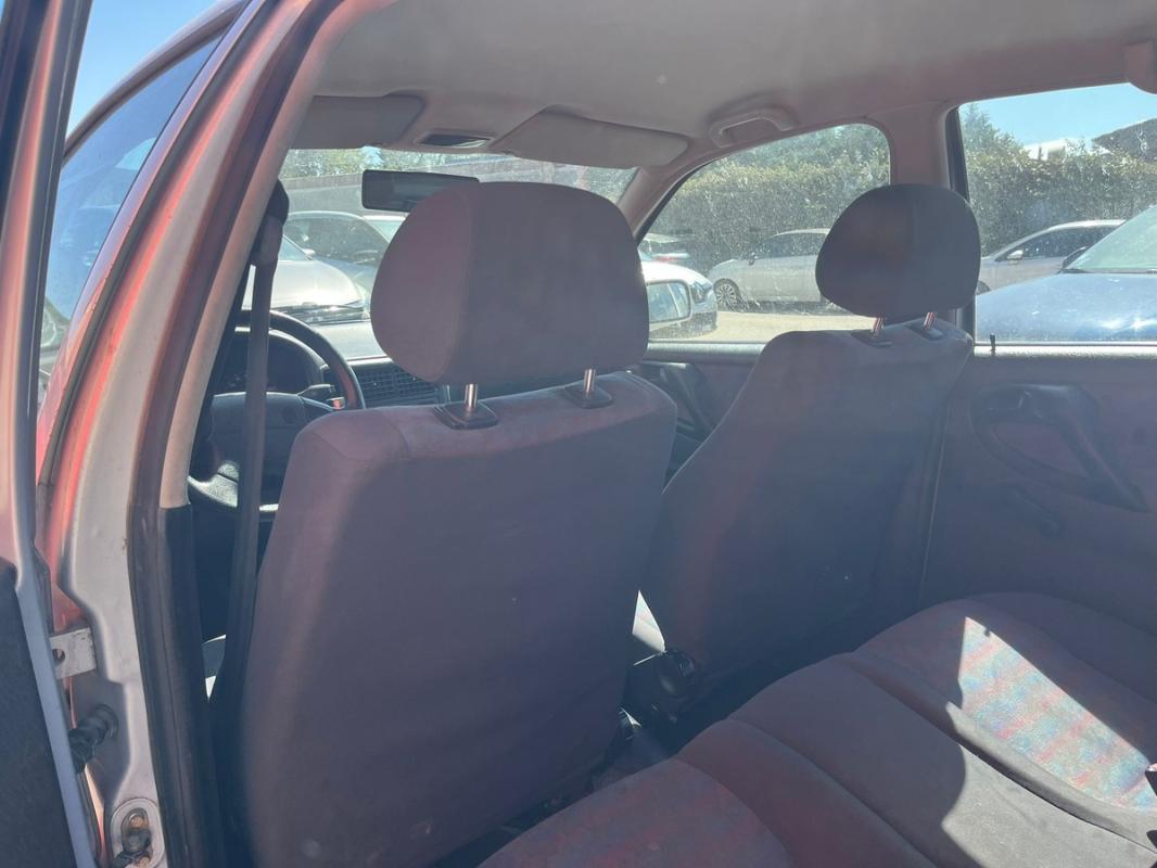 Volkswagen Polo 1.4 ESSENCE 60 CH EMBRAYAGE & DISTRI NEUFS | ENTIÈREMENT RÉVISÉE GARANTIE