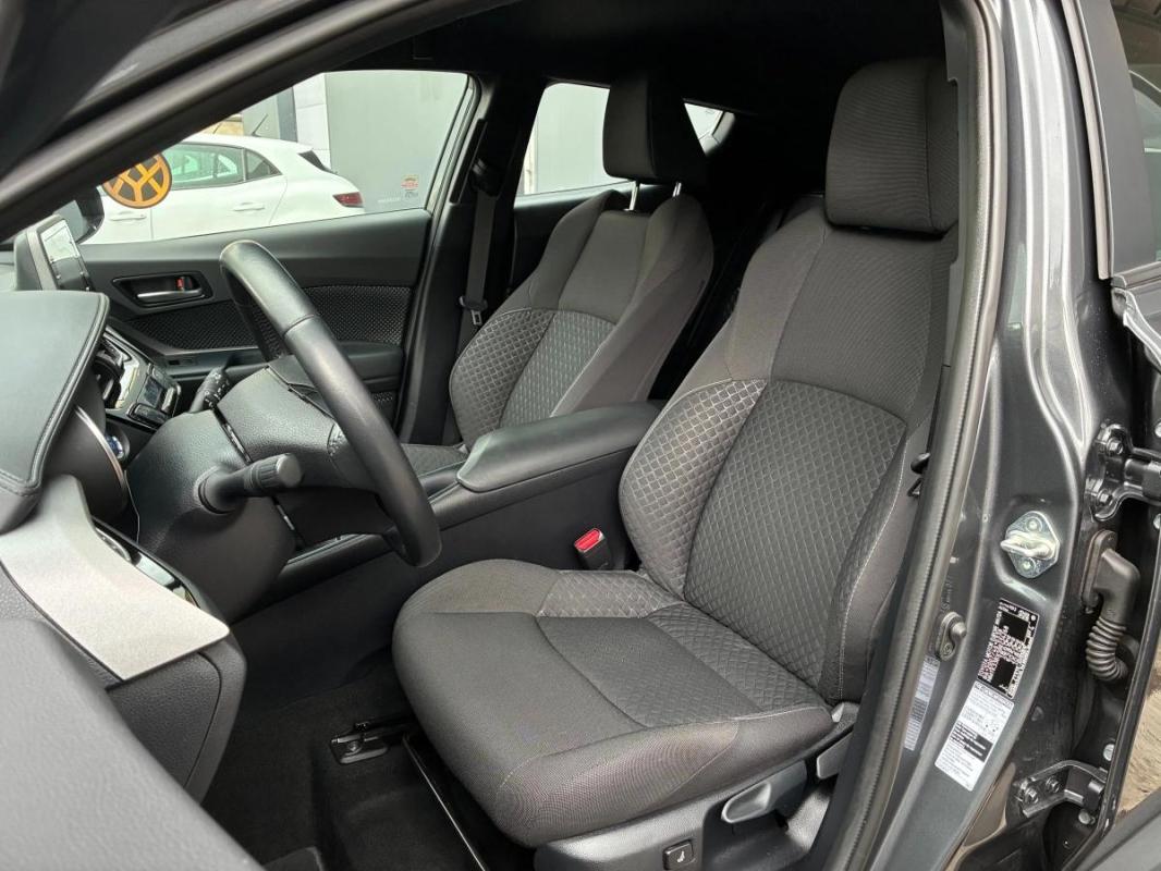 Toyota C-hr 1.8 HSD 122H 100 FULL-HYBRID DYNAMIC | 1ERE MAIN FR SUIVI COMPLET CAMERA DE RECUL |02