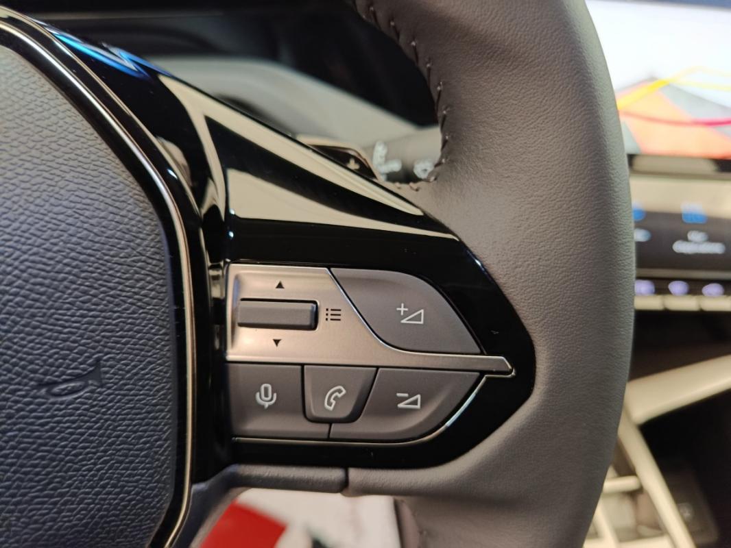 Peugeot 308 III BlueHDi 130 CH EAT8 ALLURE