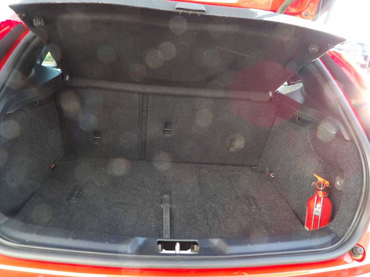 Volvo V40 V40 2.0 D2 - Front Assist - 1 ste eigenaar.