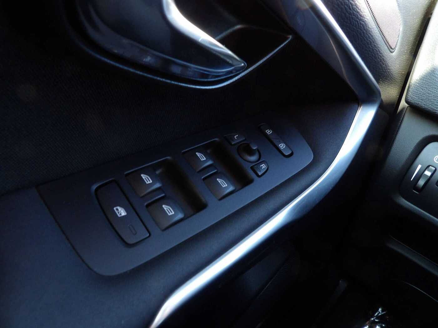 Volvo V40 V40 2.0 D2 - Front Assist - 1 ste eigenaar.
