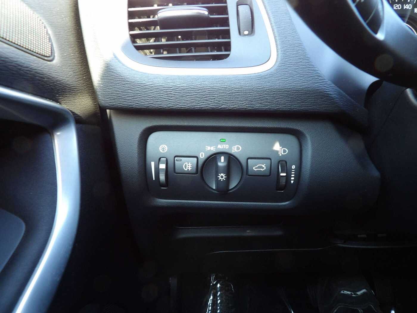 Volvo V40 V40 2.0 D2 - Front Assist - 1 ste eigenaar.