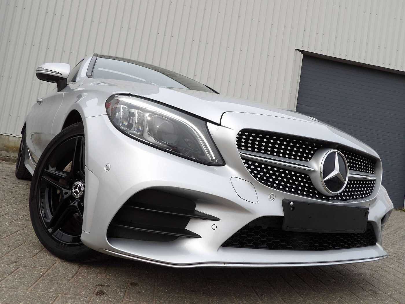 Mercedes-Benz C 200 Coupe AMG LINE Burmester seround - Opendak - Camera -  Facelift