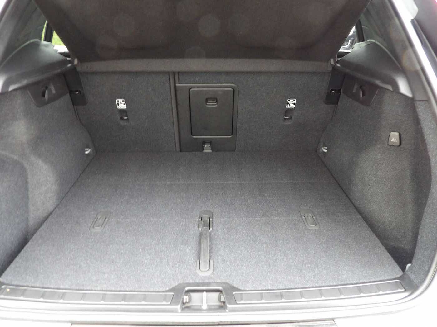 Volvo XC40 XC40 2.0 B3 MHEV Ultimate