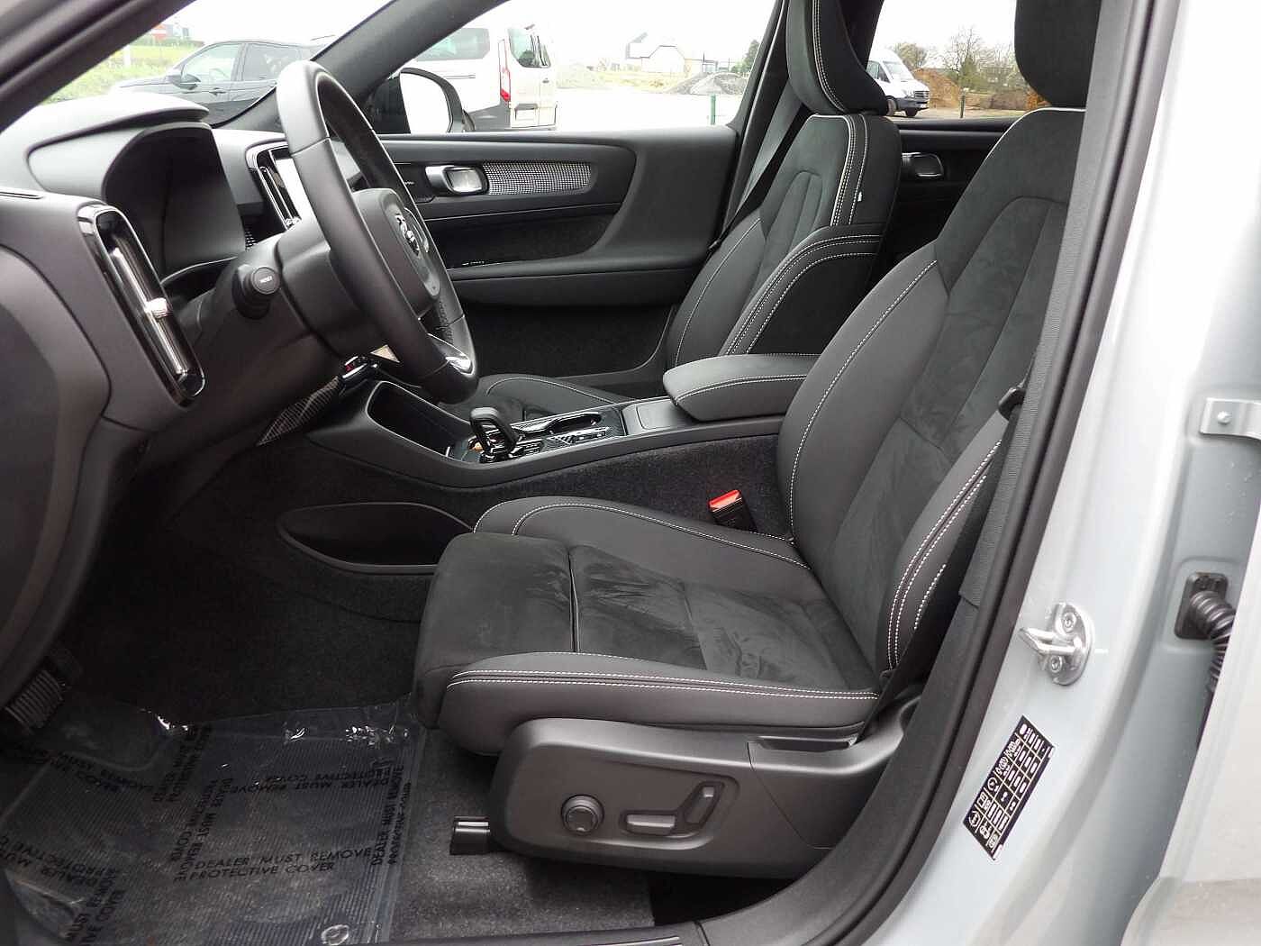 Volvo XC40 XC40 2.0 B3 MHEV Ultimate