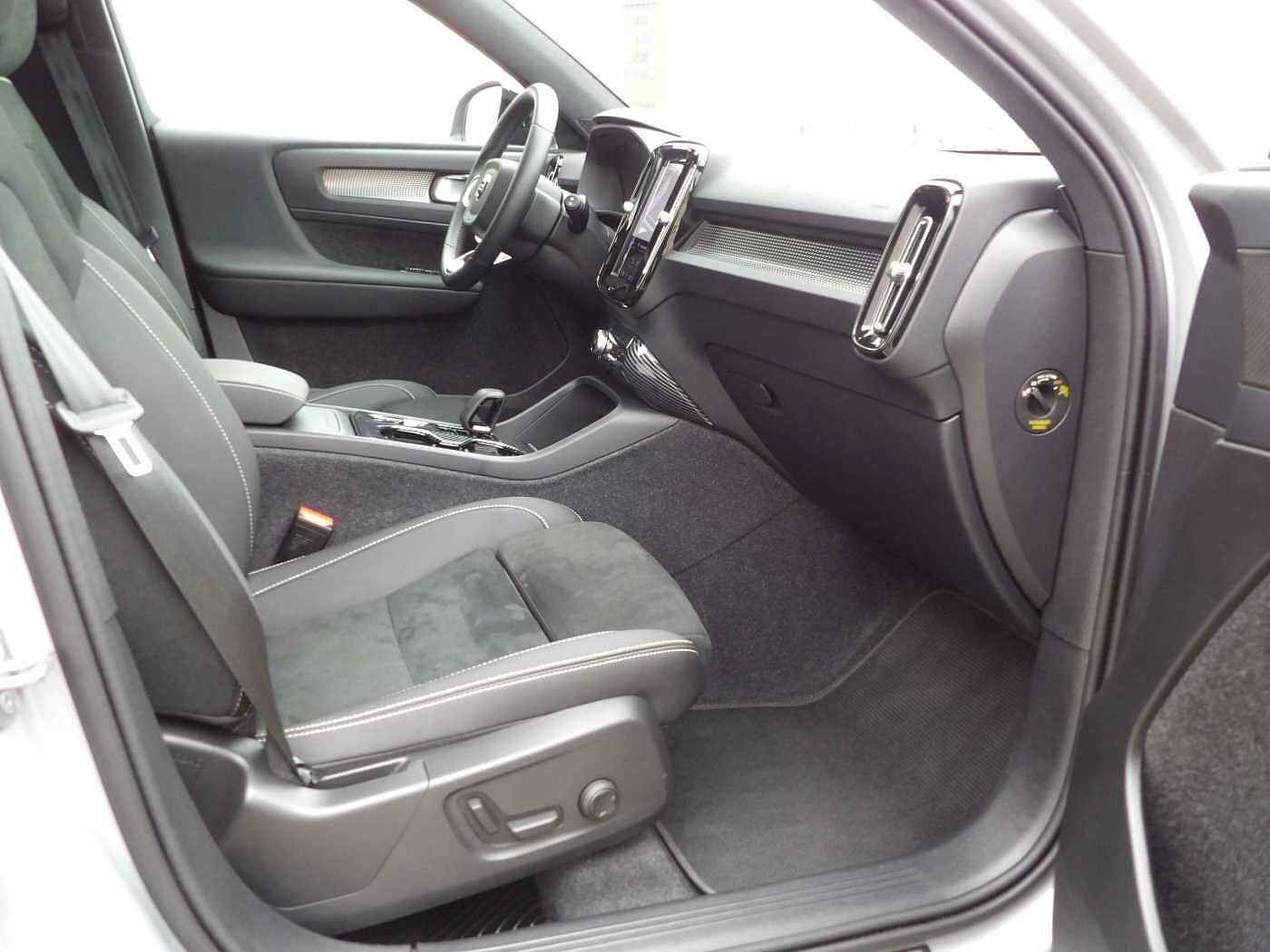 Volvo XC40 XC40 2.0 B3 MHEV Ultimate