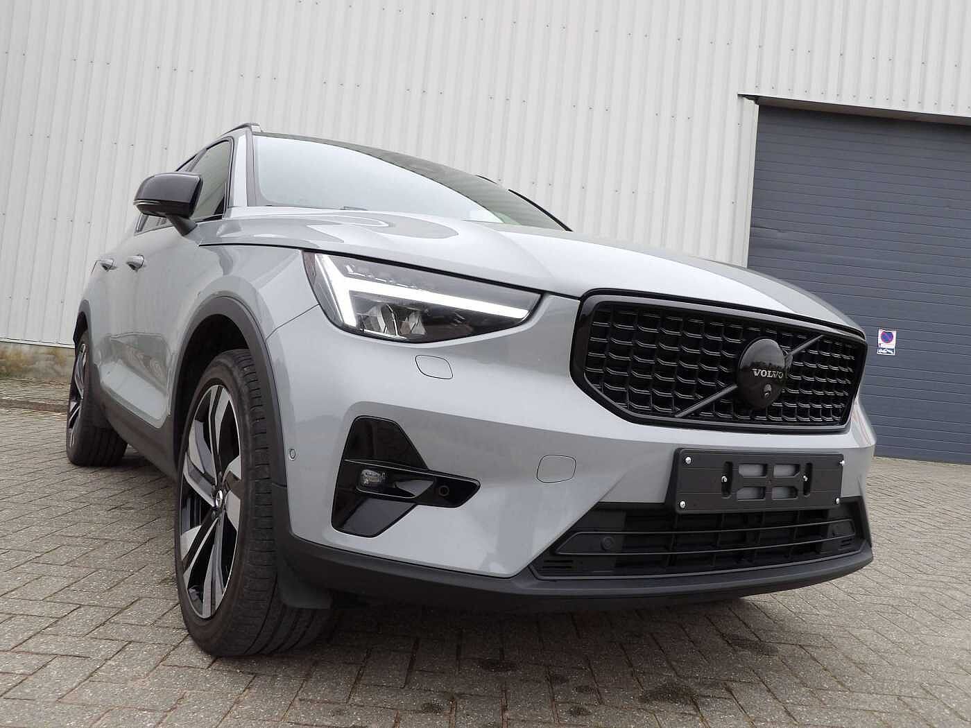 Volvo XC40 XC40 2.0 B3 MHEV Ultimate