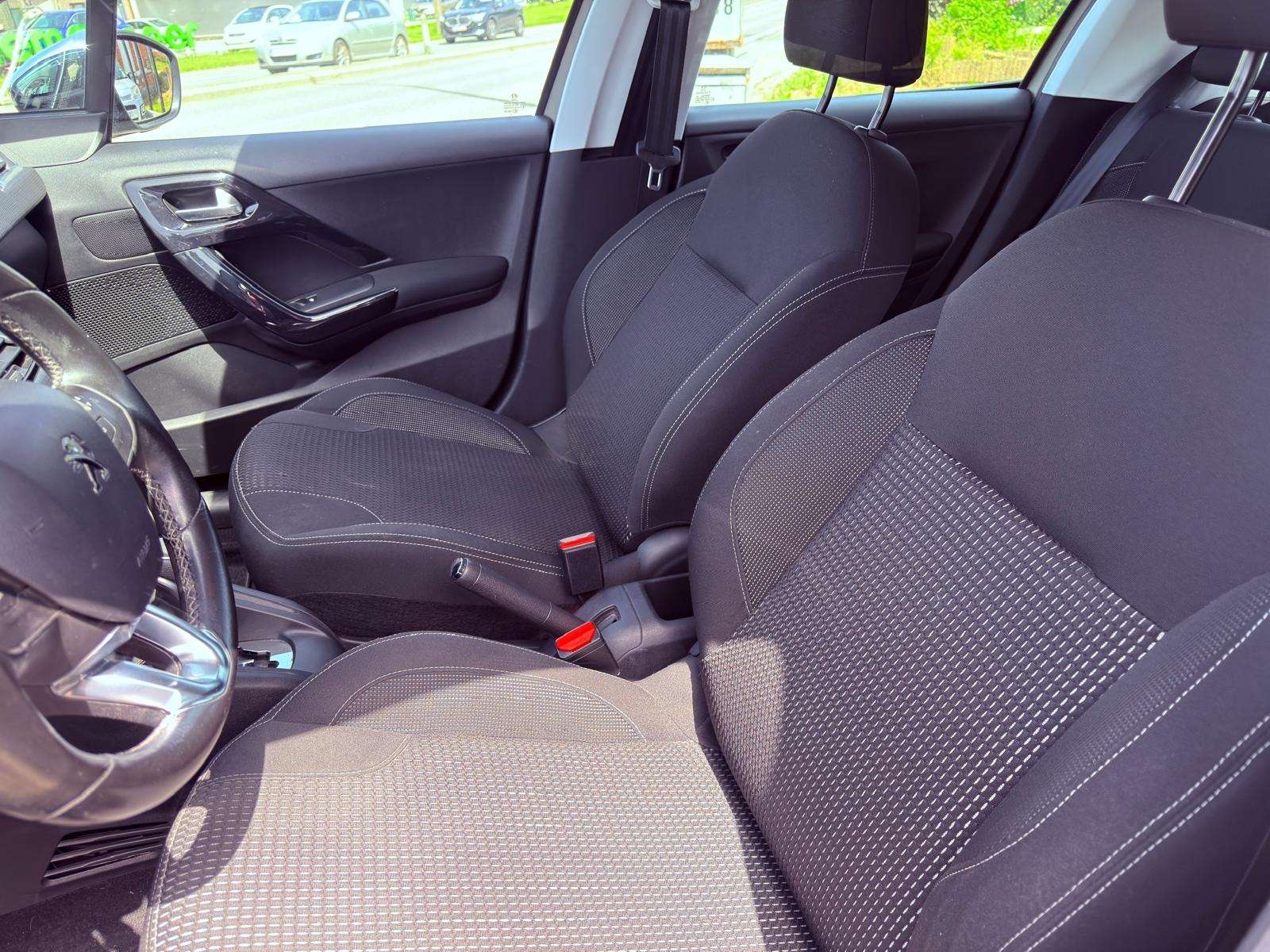 Peugeot 208 208 1.2 PureTech Allure S