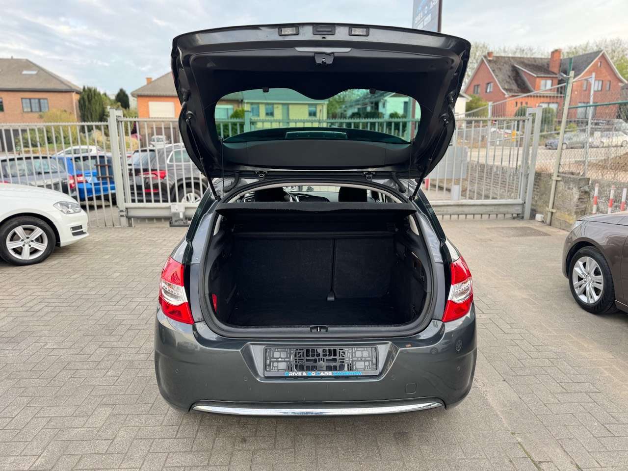 Citroen C4 1.6 HDi - Navi - Parkeersensoren
