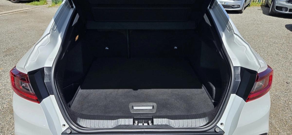 Renault Arkana 1.3 TCE 140 BUSINESS EDC BVA 12491 Hors Taxes 1ére main