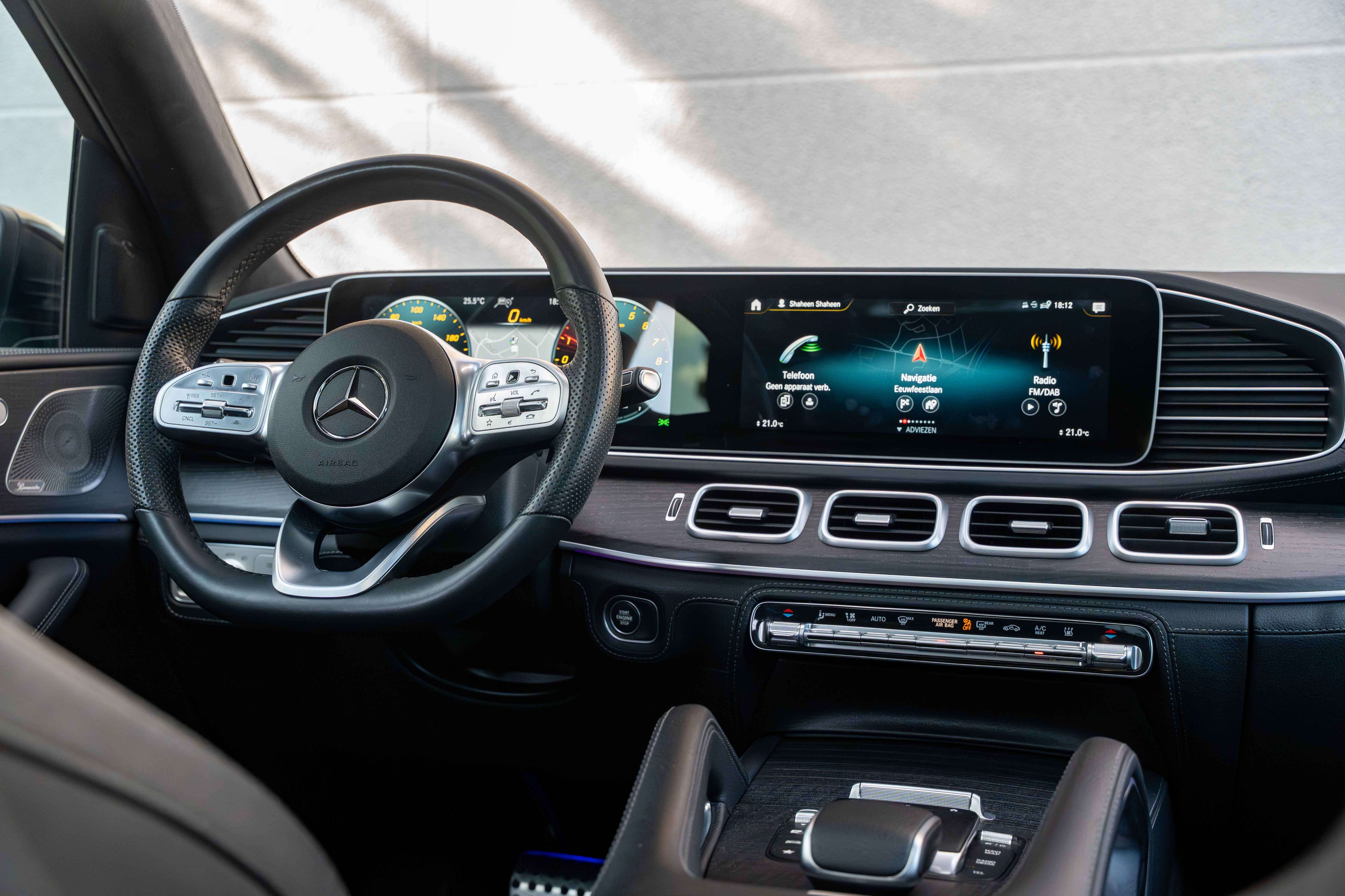 Mercedes-Benz GLE 350 e 4M AMG/PANO/LED/AIRMATIC/360°/22"/AMBIENTE/CARPLAY/TREKHAAK