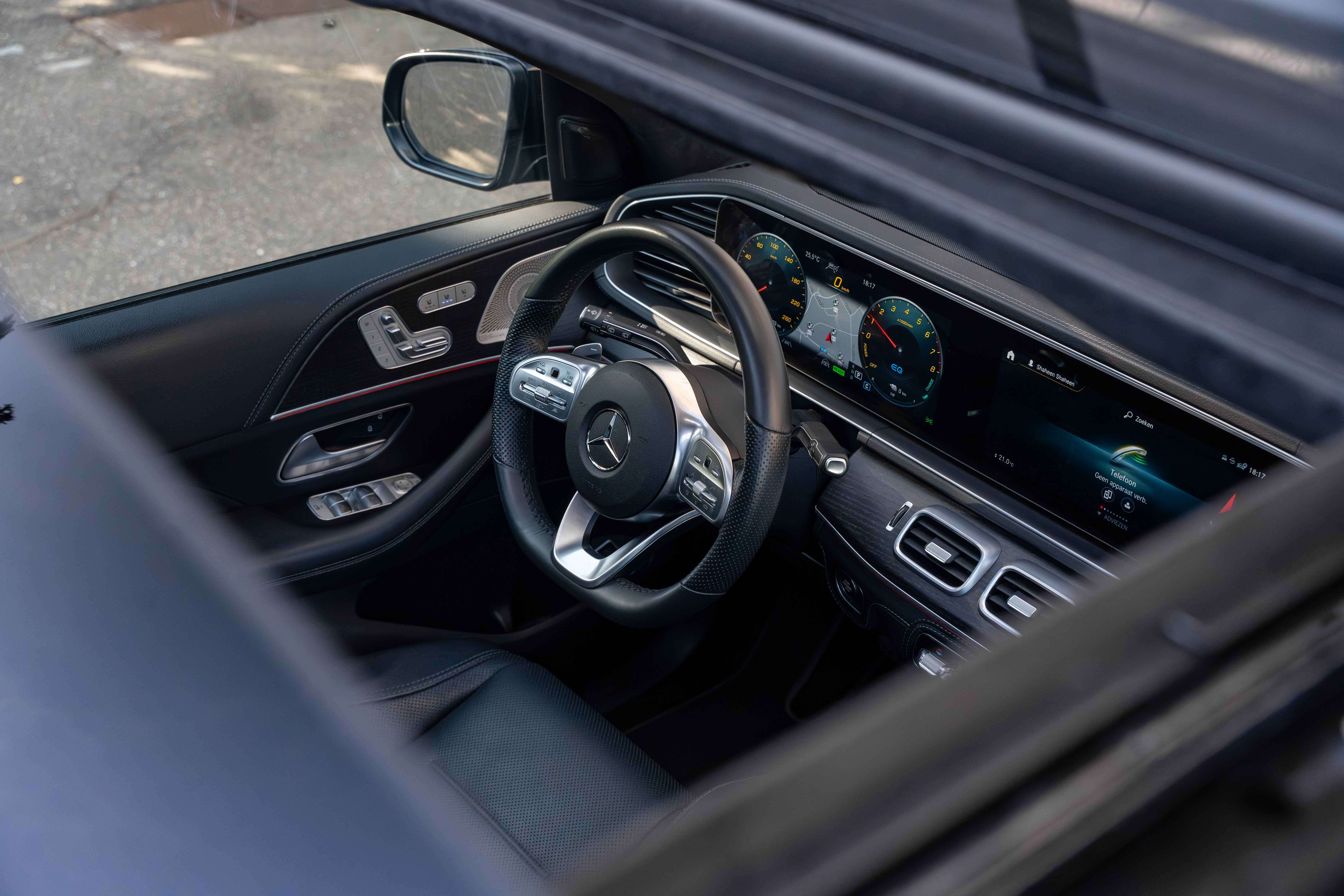 Mercedes-Benz GLE 350 e 4M AMG/PANO/LED/AIRMATIC/360°/22"/AMBIENTE/CARPLAY/TREKHAAK
