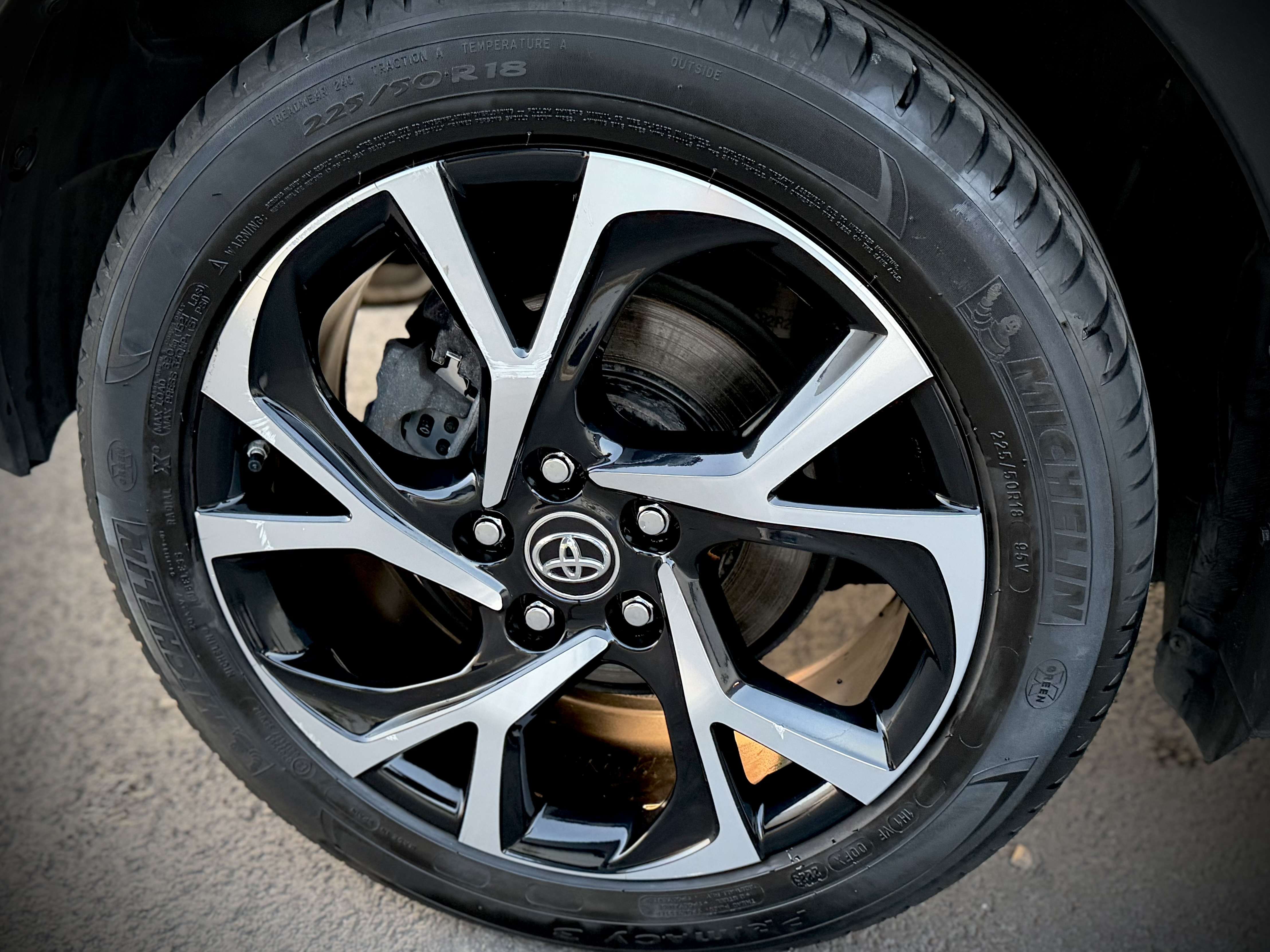 Toyota C-HR C-HR Hybrid 1.8i VVT-i C-Hic E-CVT