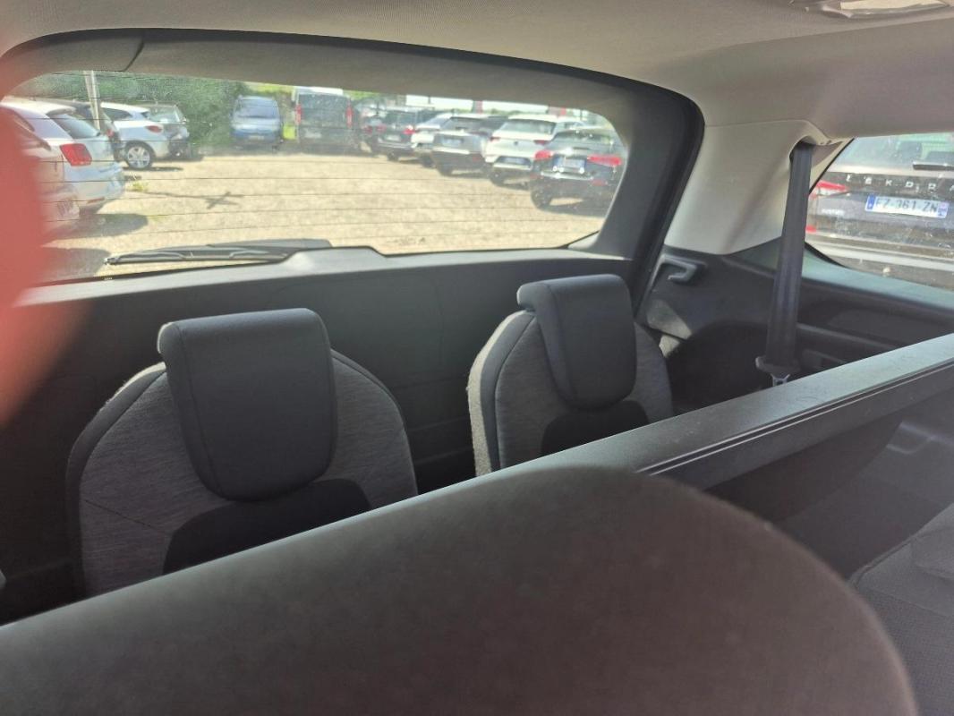 Citroen C4 1.5 BLUEHDI 130 BUSINESS + EAT8 10825 Hors Taxes 1ère main