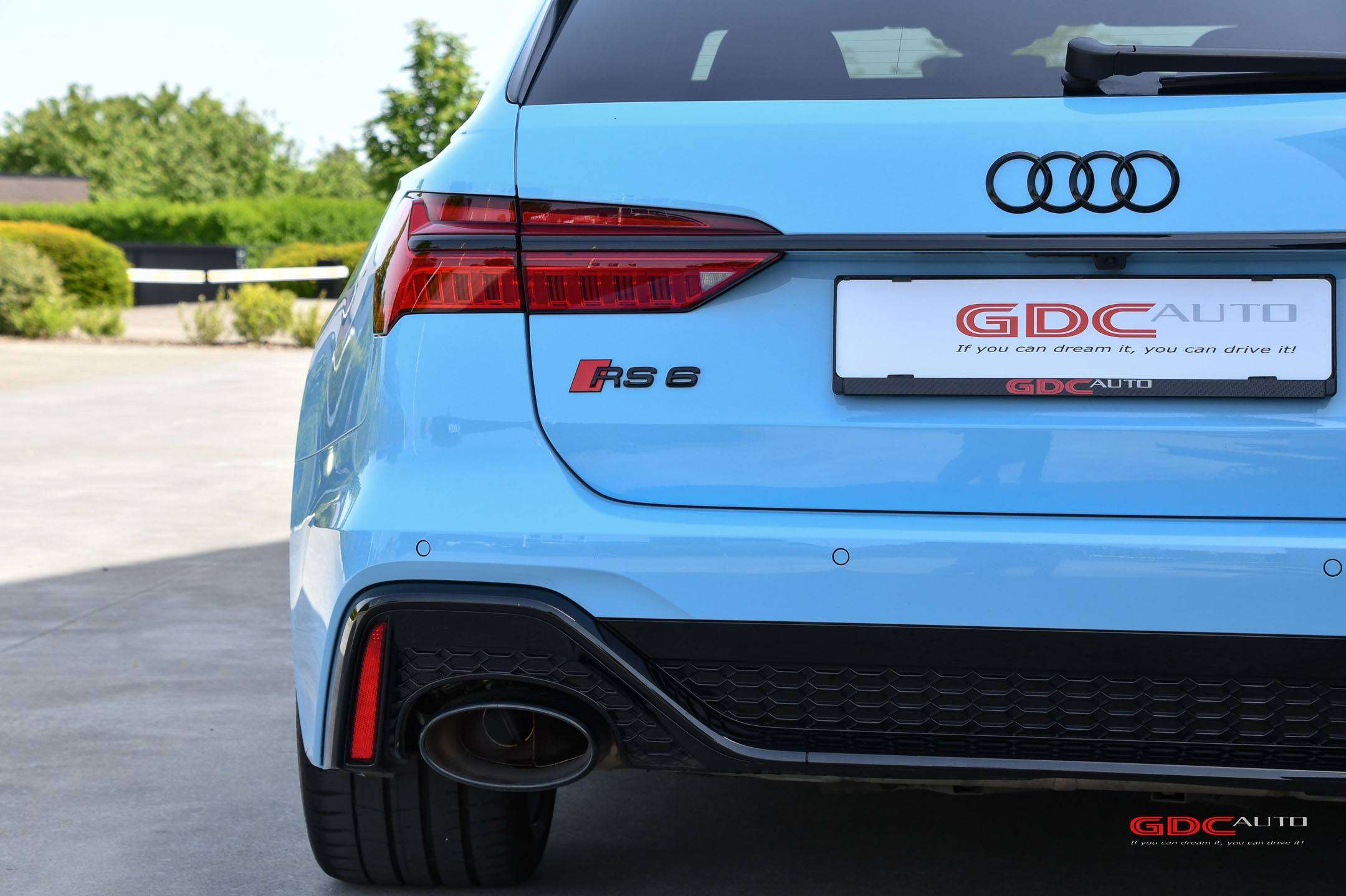 Audi RS6 RS6 Avant Performance l Audi Exclusive l Sportuitlaat l B&O