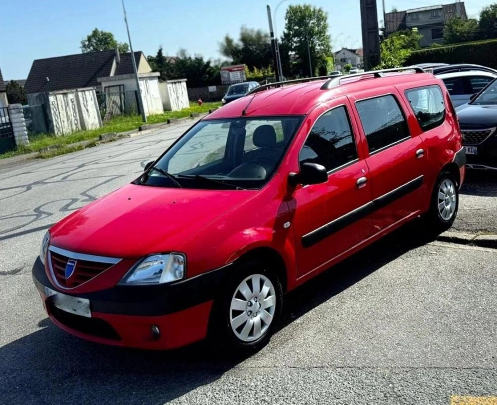 Dacia Logan MCV 1ERE MAIN 1.6i 7 places Lauréate CLIM CT OK