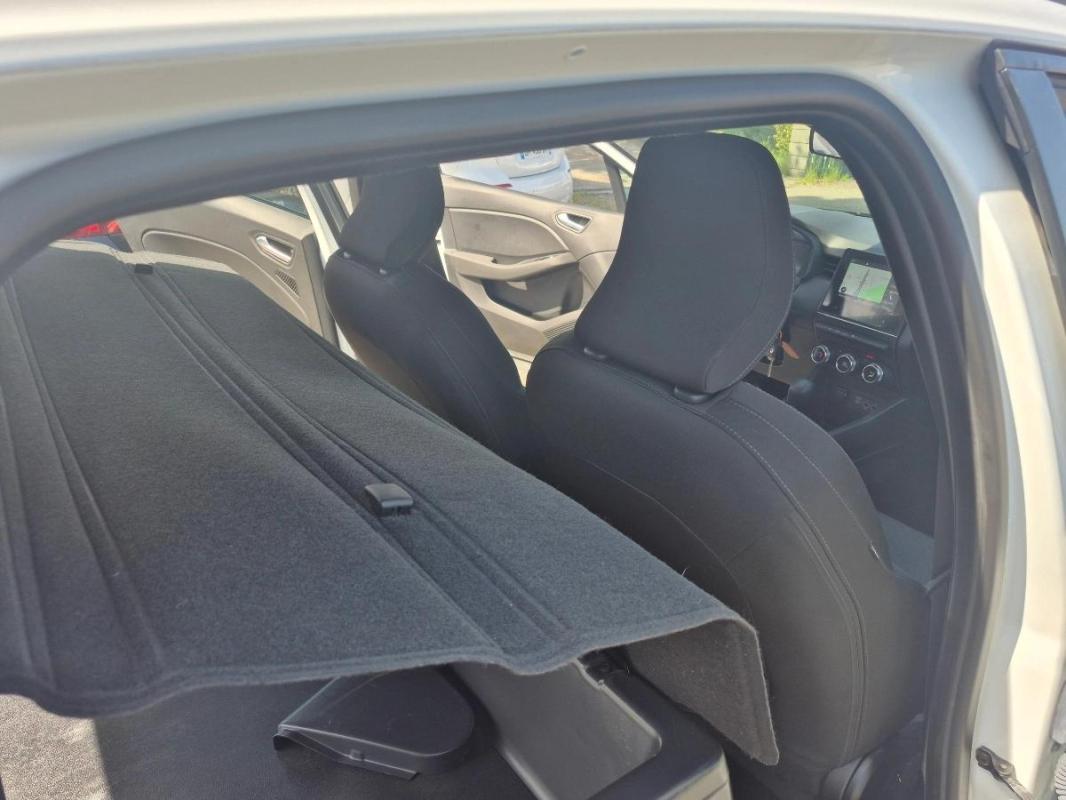 Renault Clio 1.6 E-TECH 140cv 90 HYBRID BUSINESS Sociétés 2 PL 9158 Hors Taxes