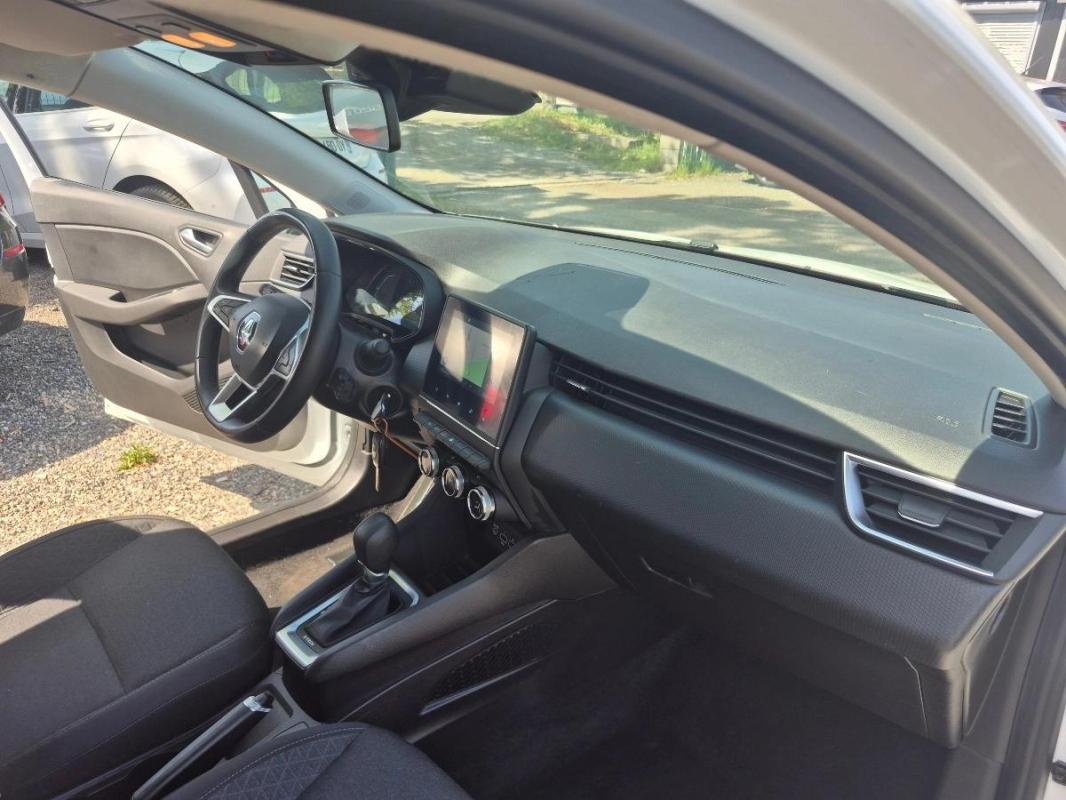 Renault Clio 1.6 E-TECH 140cv 90 HYBRID BUSINESS Sociétés 2 PL 9158 Hors Taxes