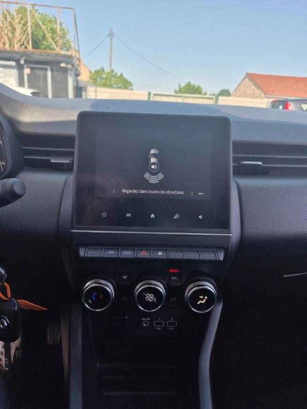 Renault Clio 1.6 E-TECH 140cv 90 HYBRID BUSINESS Sociétés 2 PL 9158 Hors Taxes