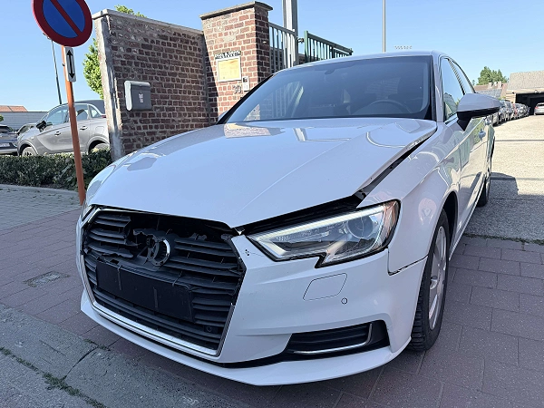 Audi A3 Sportback1.0 TFSI Design | Navi | Cruise Control | Alcantara
