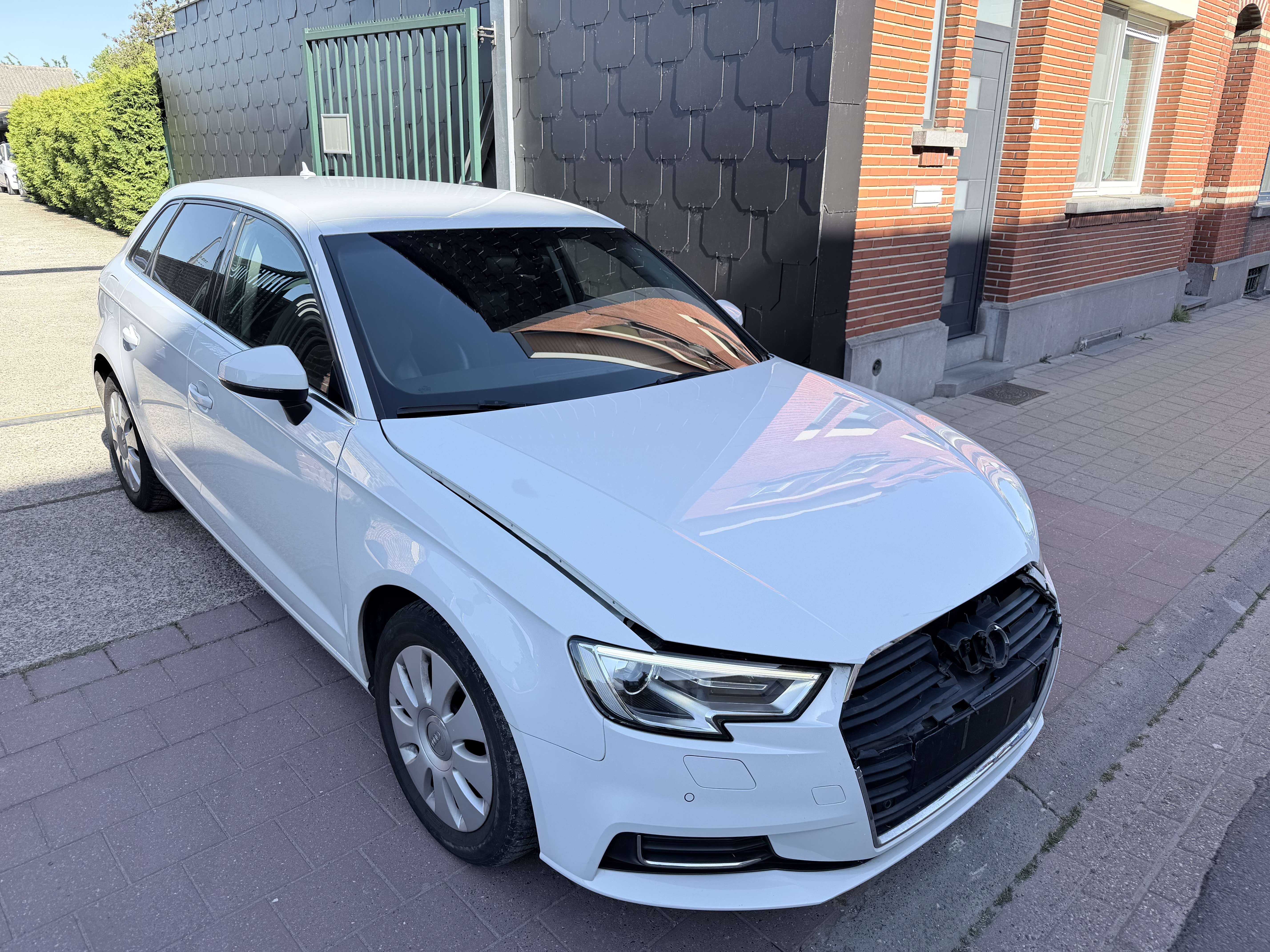 Audi A3 Sportback1.0 TFSI Design | Navi | Cruise Control | Alcantara