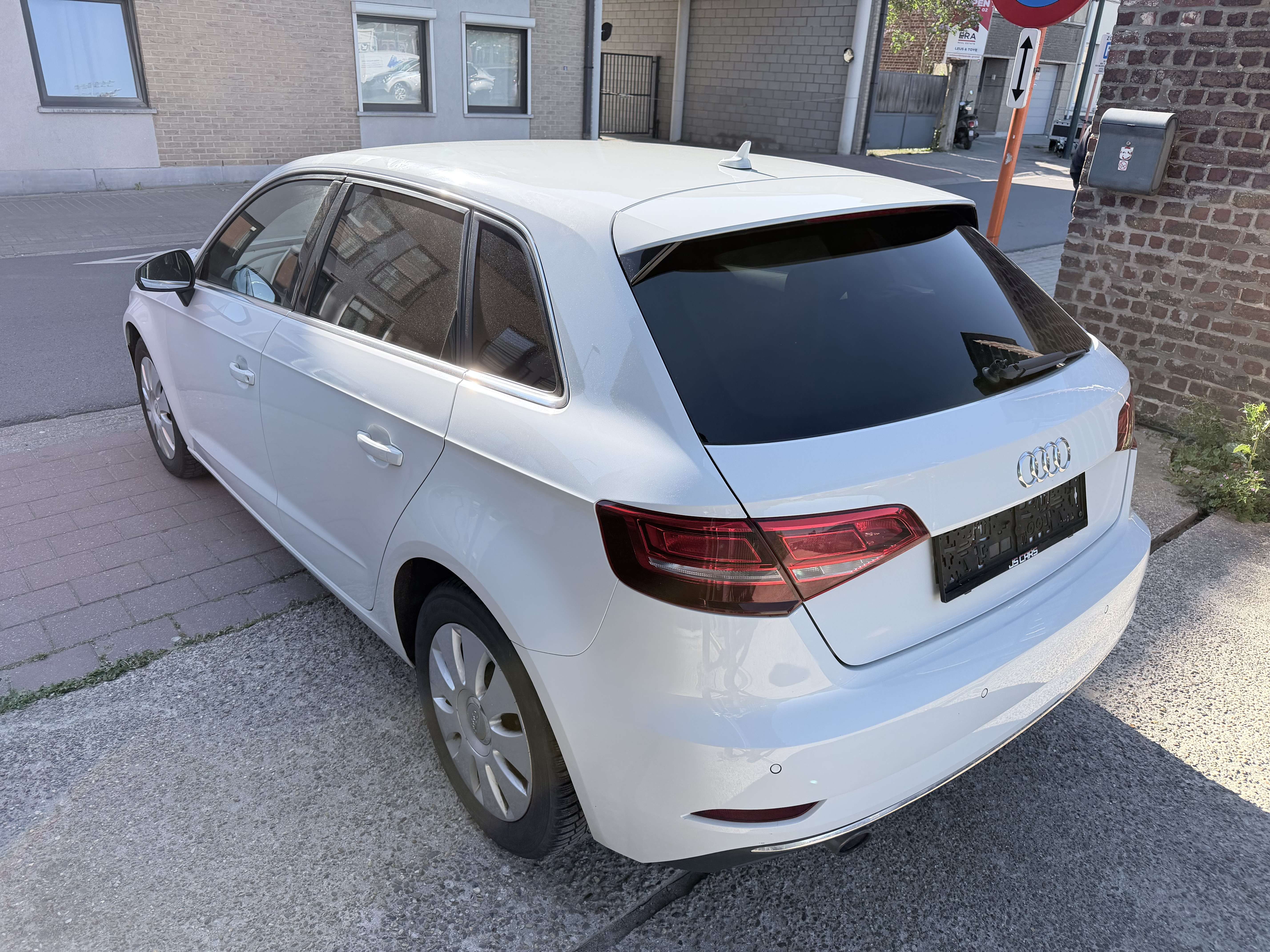 Audi A3 Sportback1.0 TFSI Design | Navi | Cruise Control | Alcantara