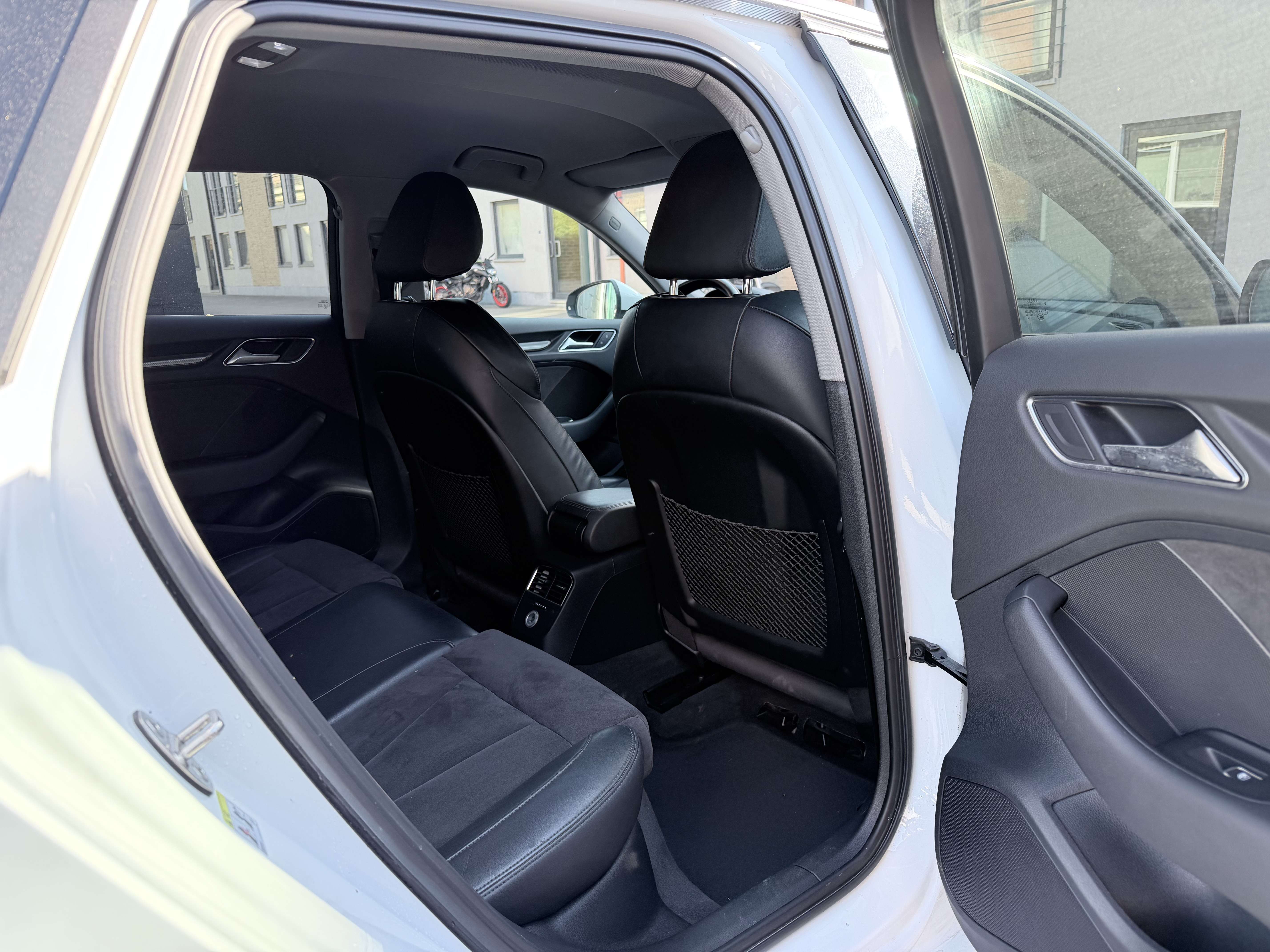 Audi A3 Sportback1.0 TFSI Design | Navi | Cruise Control | Alcantara