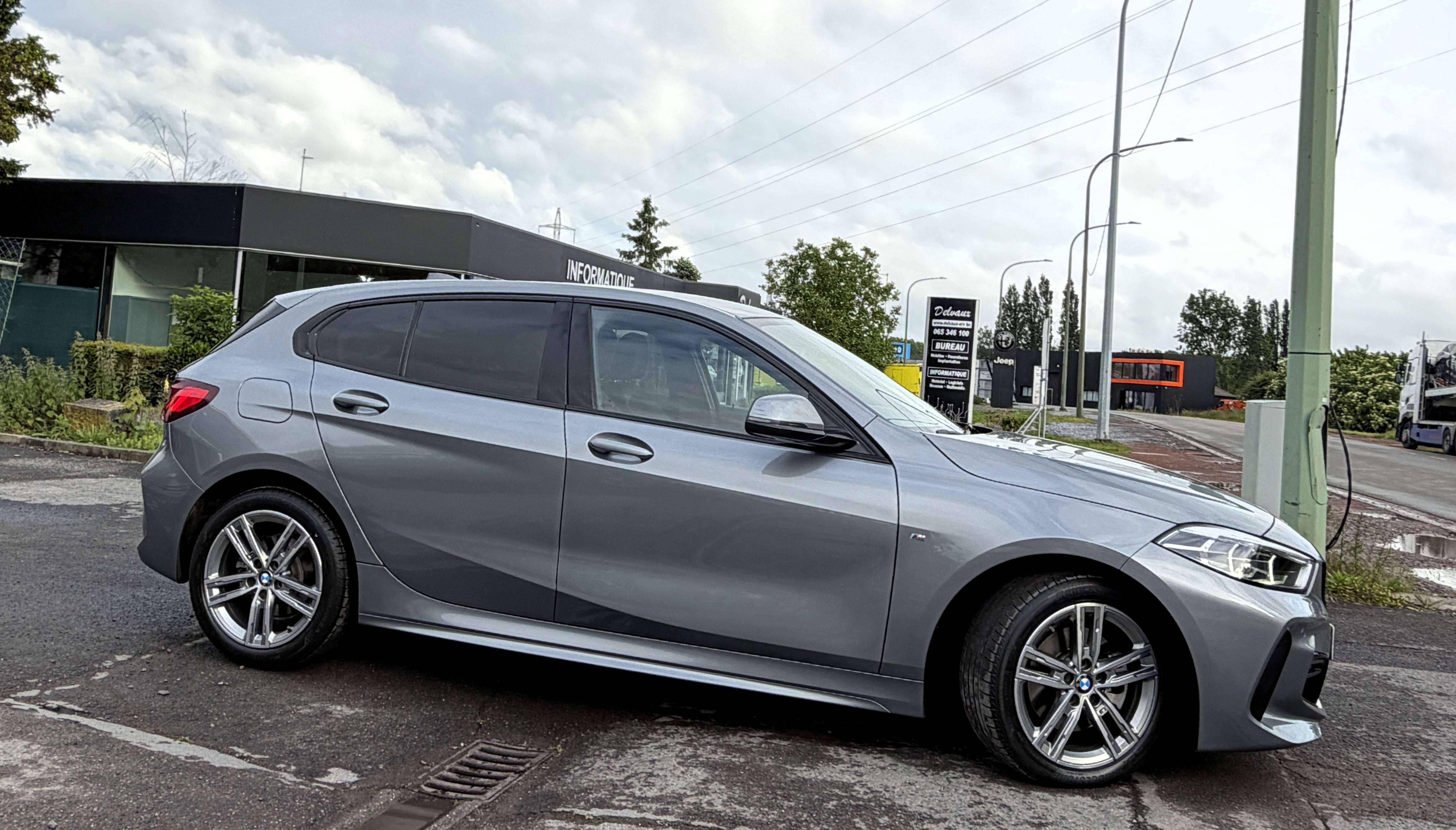 BMW 116 iA PackSPORT M  Shadow Line/FULL LED/NAVI/CARPLAY/HISTO COMPLET BMW/GARANTIE