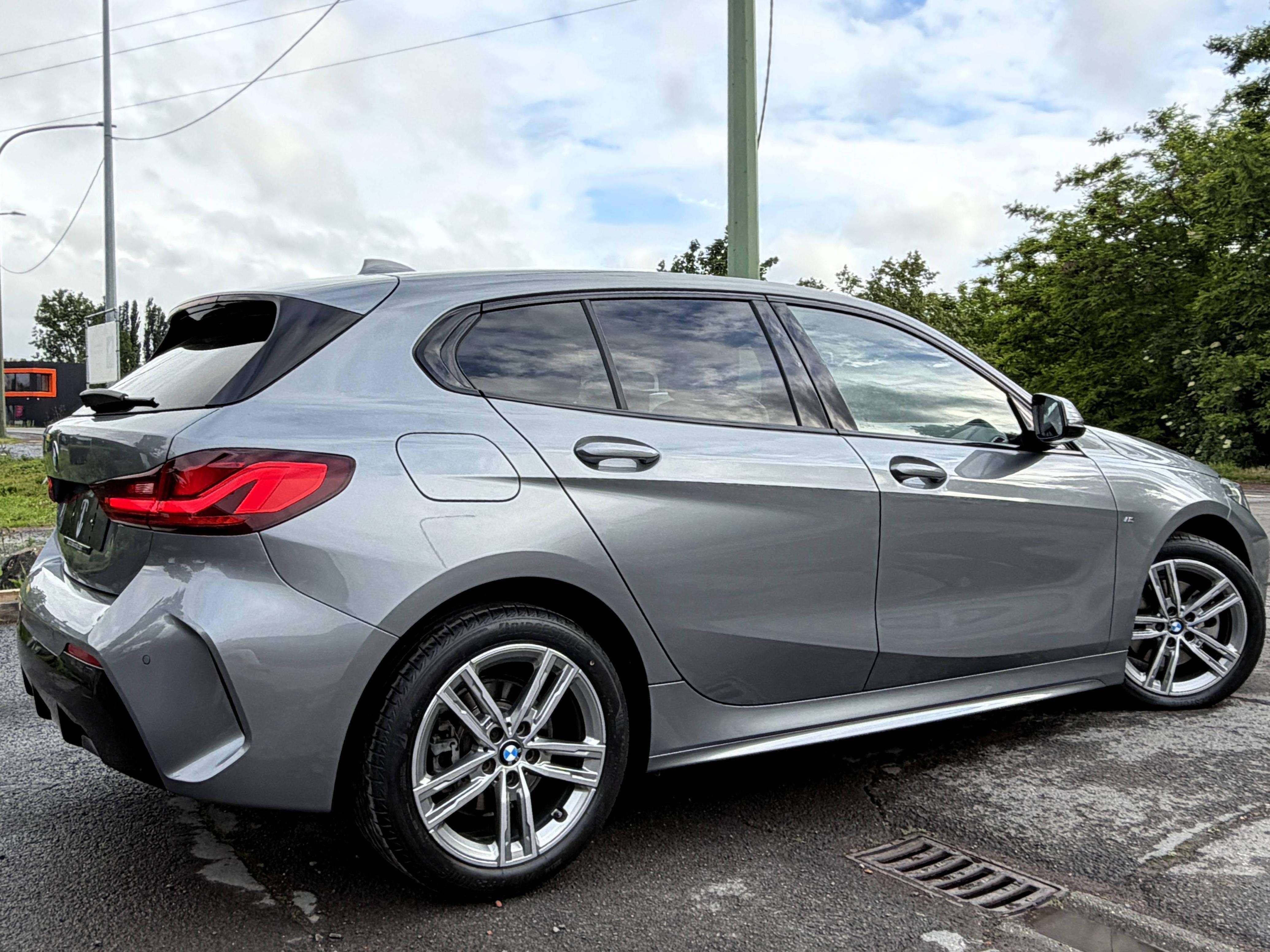 BMW 116 iA PackSPORT M  Shadow Line/FULL LED/NAVI/CARPLAY/HISTO COMPLET BMW/GARANTIE