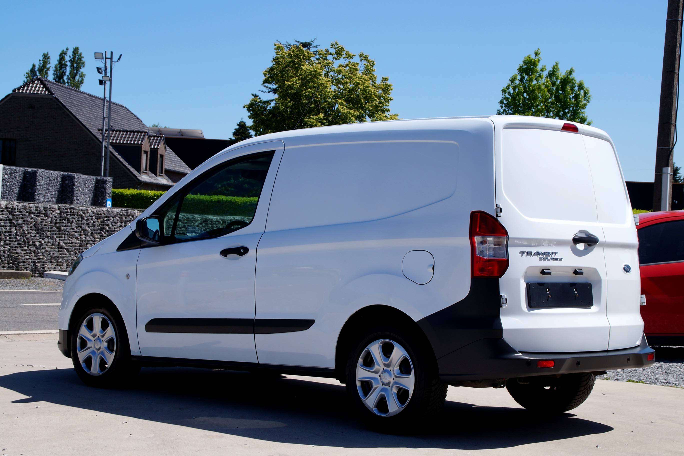 Ford Transit Courier 1.5 TDCi _Airco _GPS _Utilitaire _Garantie✅