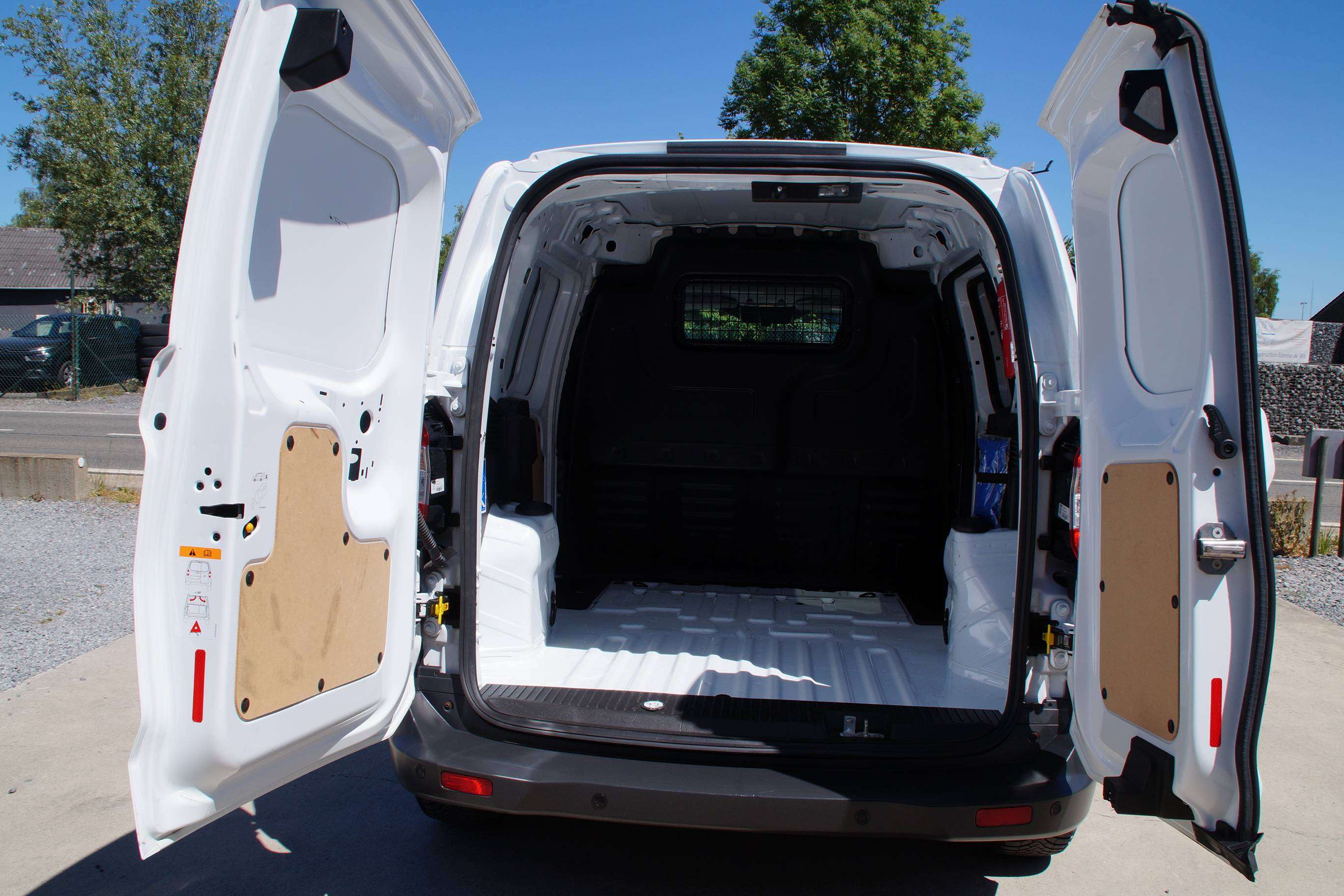 Ford Transit Courier 1.5 TDCi _Airco _GPS _Utilitaire _Garantie✅
