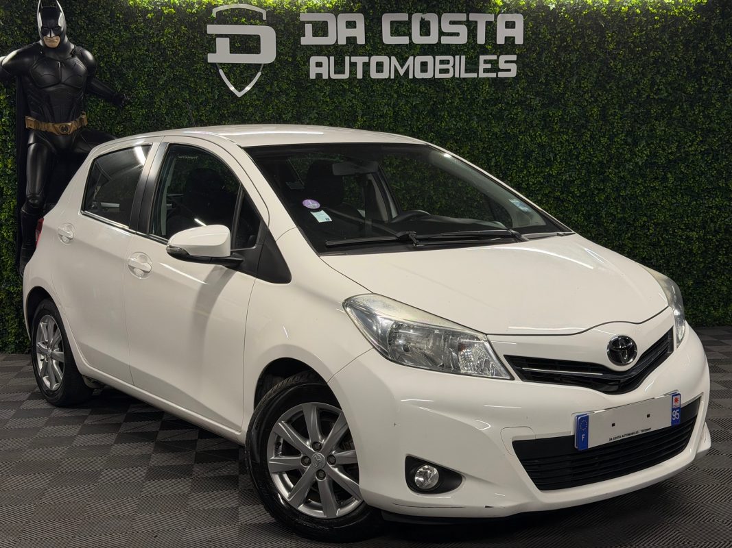 Toyota Yaris 3 III DYNAMIC 1.0 VVTi 69 Cv 5 PORTES / CRIT AIR 1 - GARANTIE AN