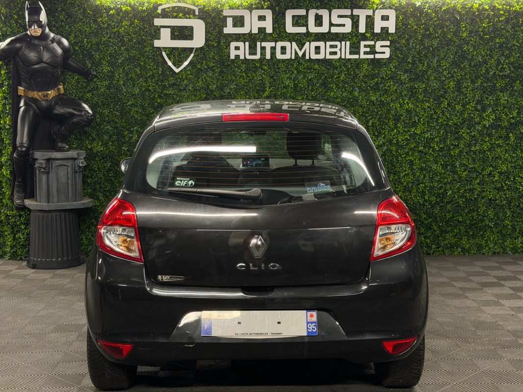 Renault Clio 3 III PHASE 2 1.2 75 Cv 5 Pts 1ERE MAIN ECRAN GPS BLUETOOTH CRIT AIR 1 - GARANTIE AN