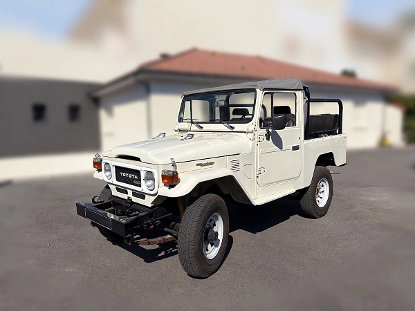 Toyota Land Cruiser BJ46 – Semi-long – Très bon état