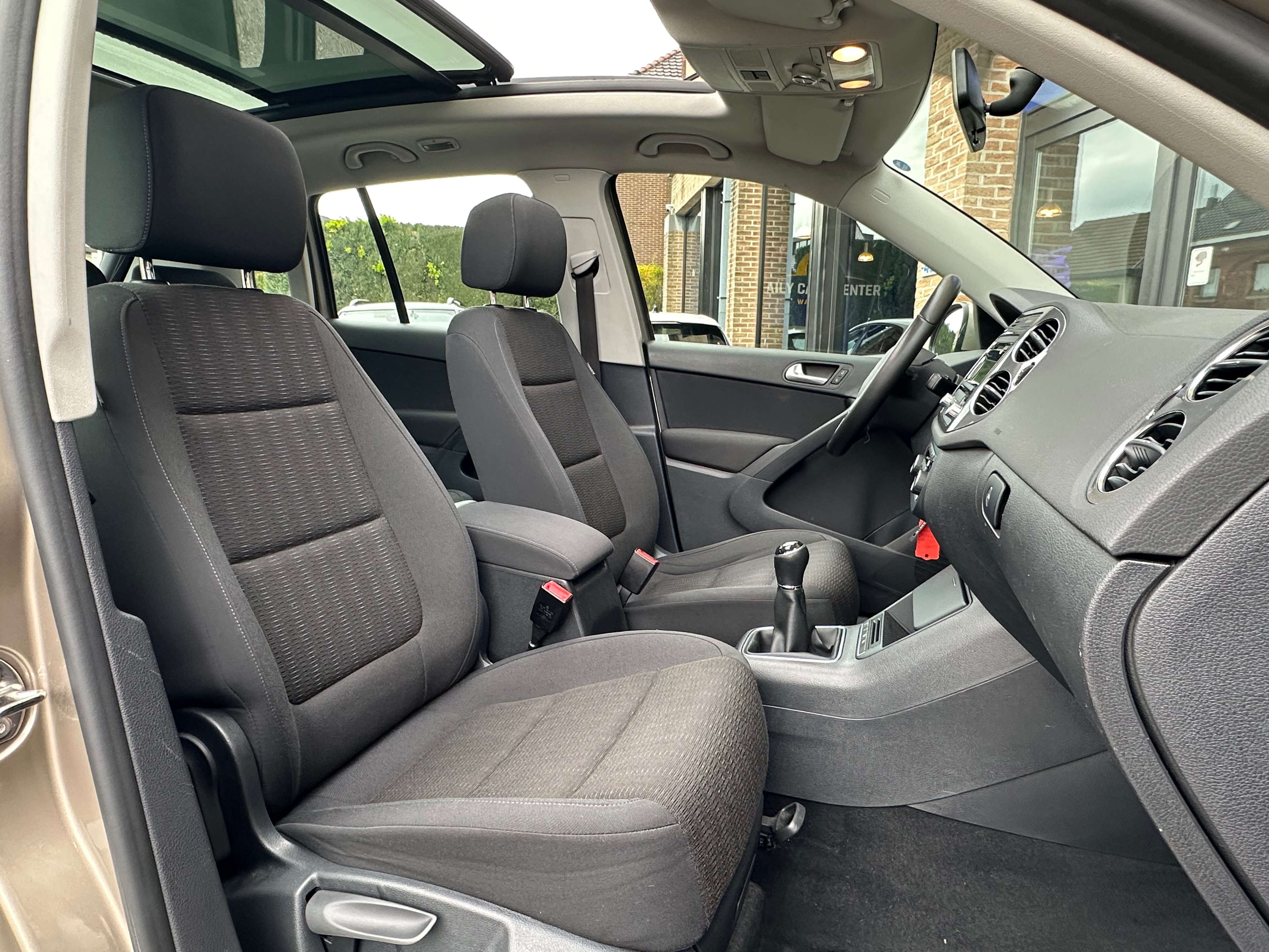 Volkswagen Tiguan 2.0 CR TDi I PANO I CARNET COMPLET I 1ere main