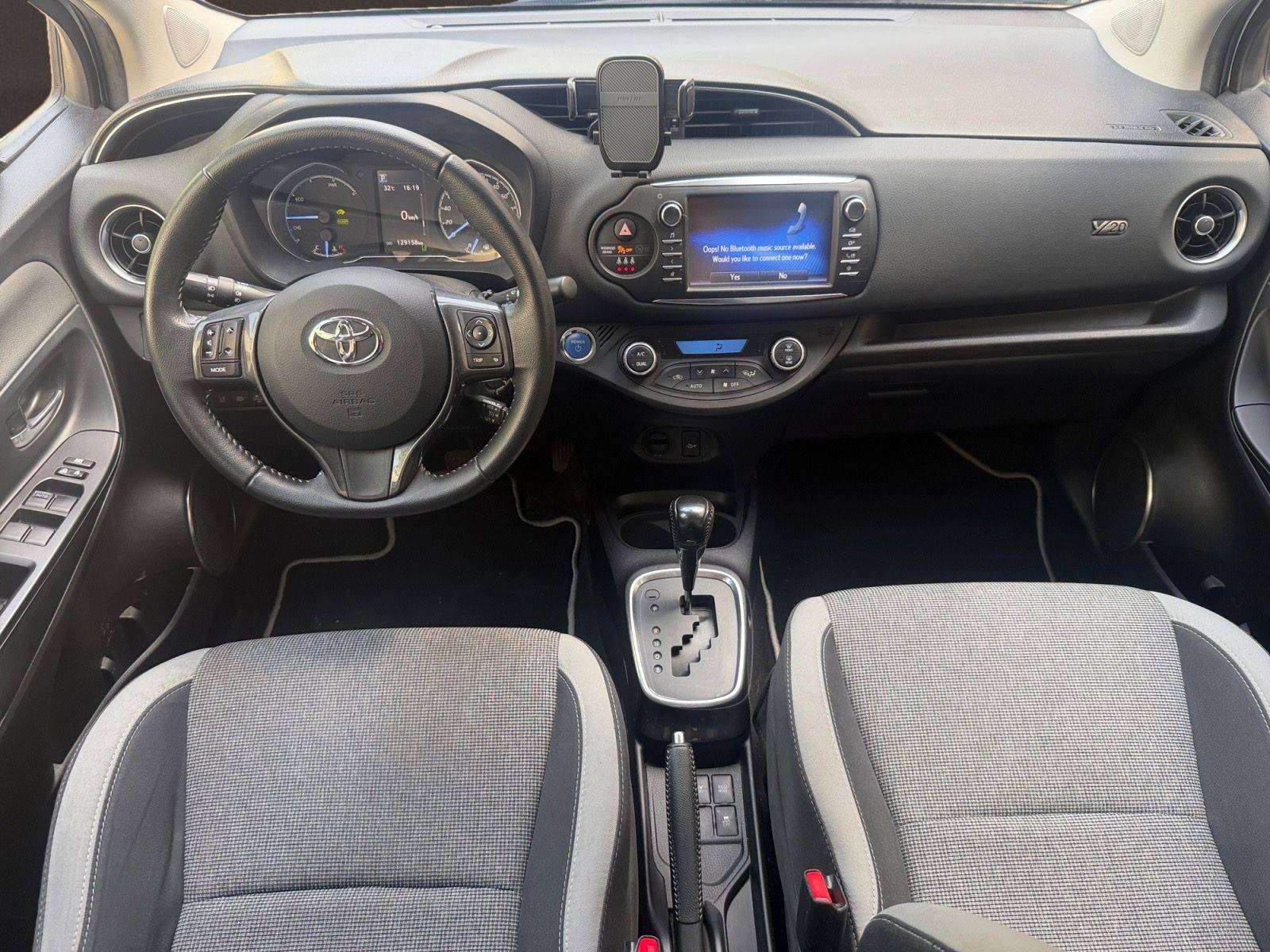 Toyota Yaris Yaris 1.5i Dual VVT-iE Connect CVT/ GARANTIE 12 MOIS