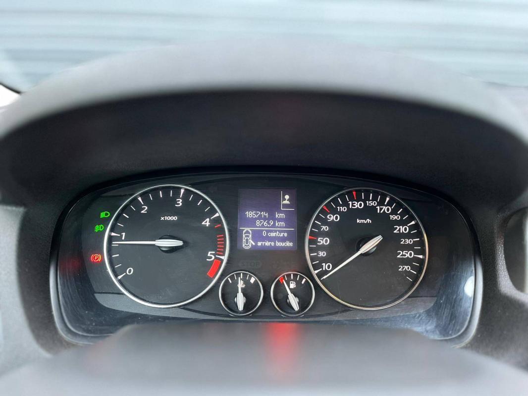 Renault Laguna II (B74) 2.0 dCi 150ch Expression