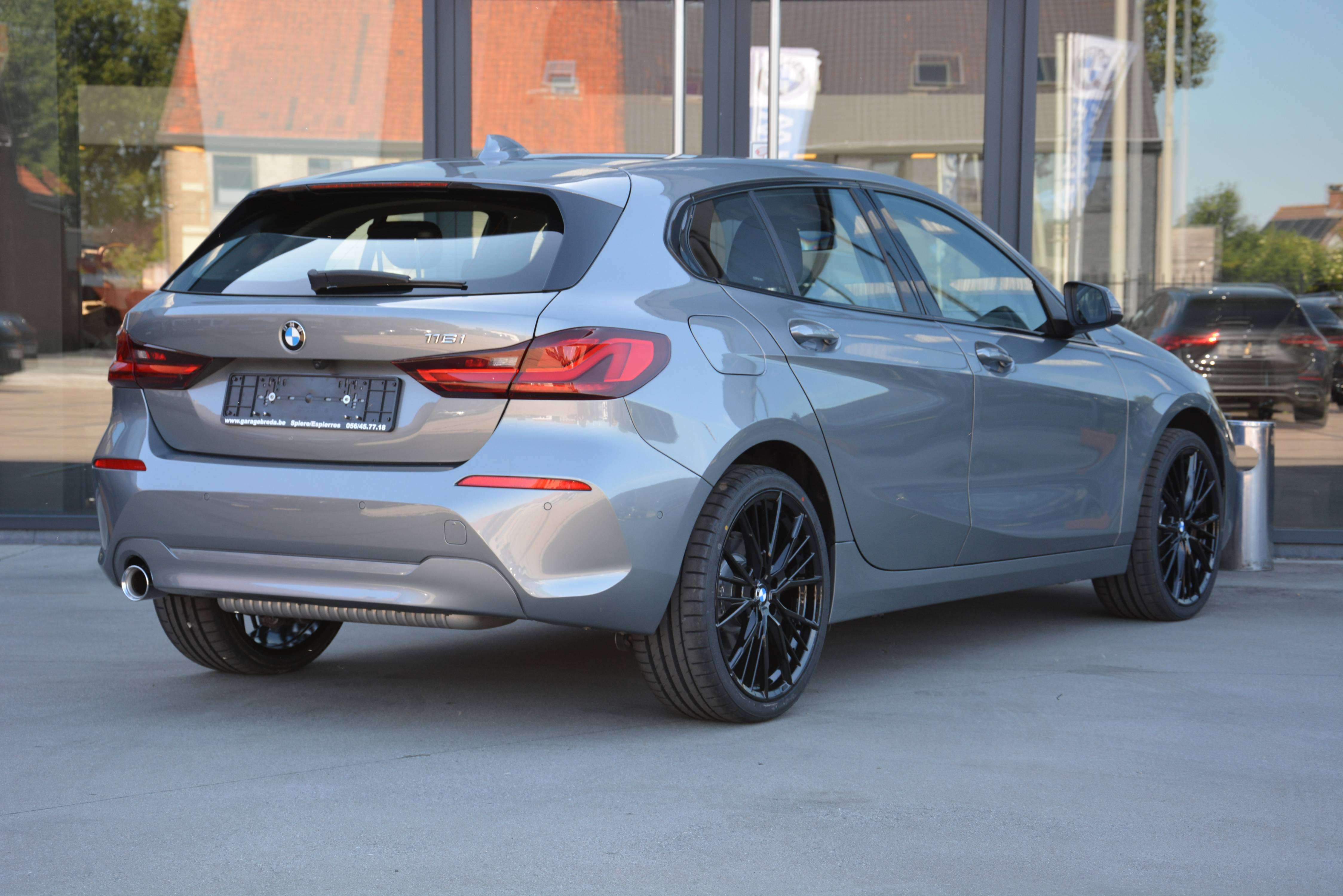 BMW 116 i / Cam/ LED/ Cruise Control/ Navi/ Carplay/ Alu17