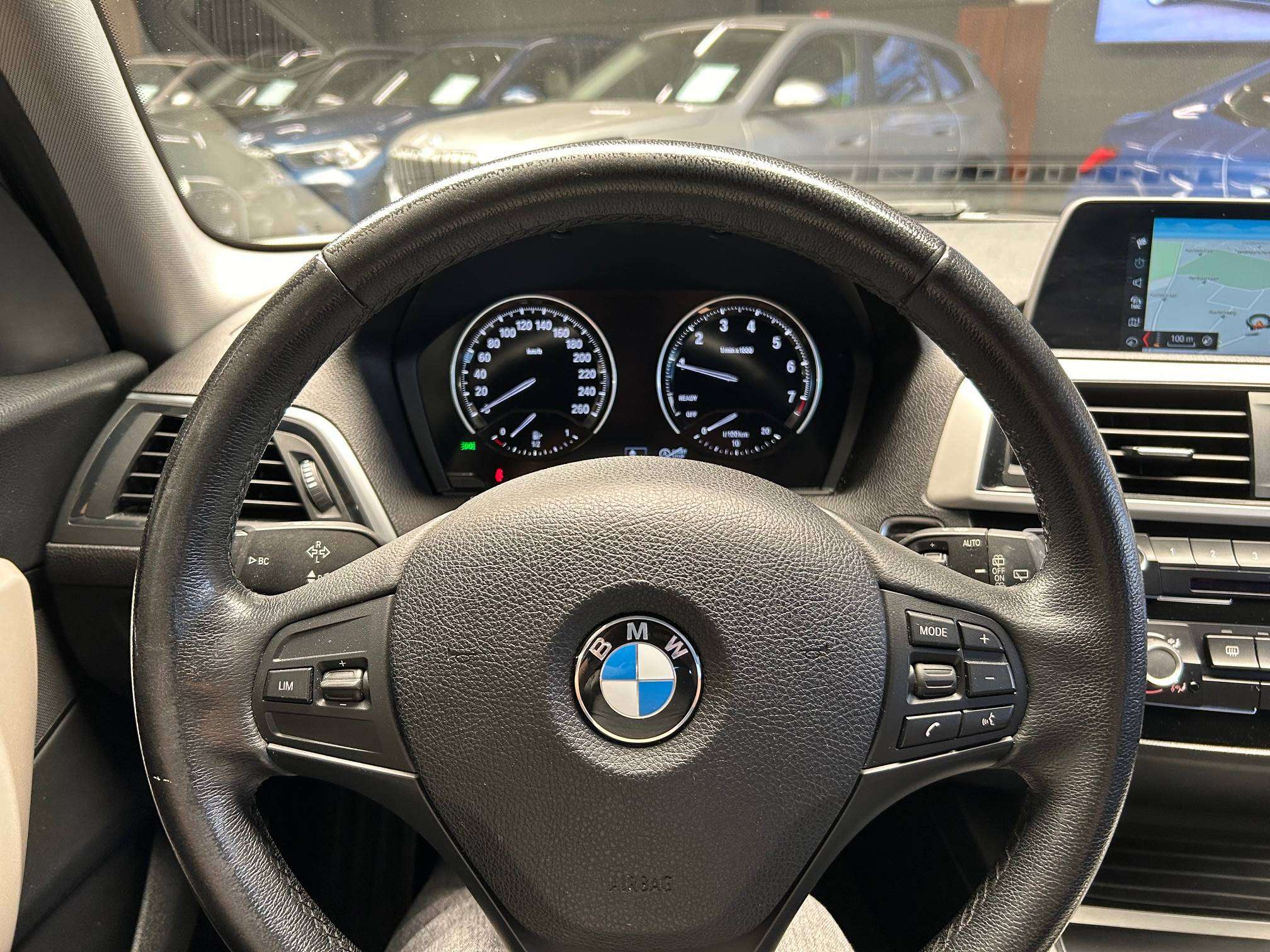 BMW 116 i Hatch Alu16"/Gps/Bt/Airco *1j garantie*