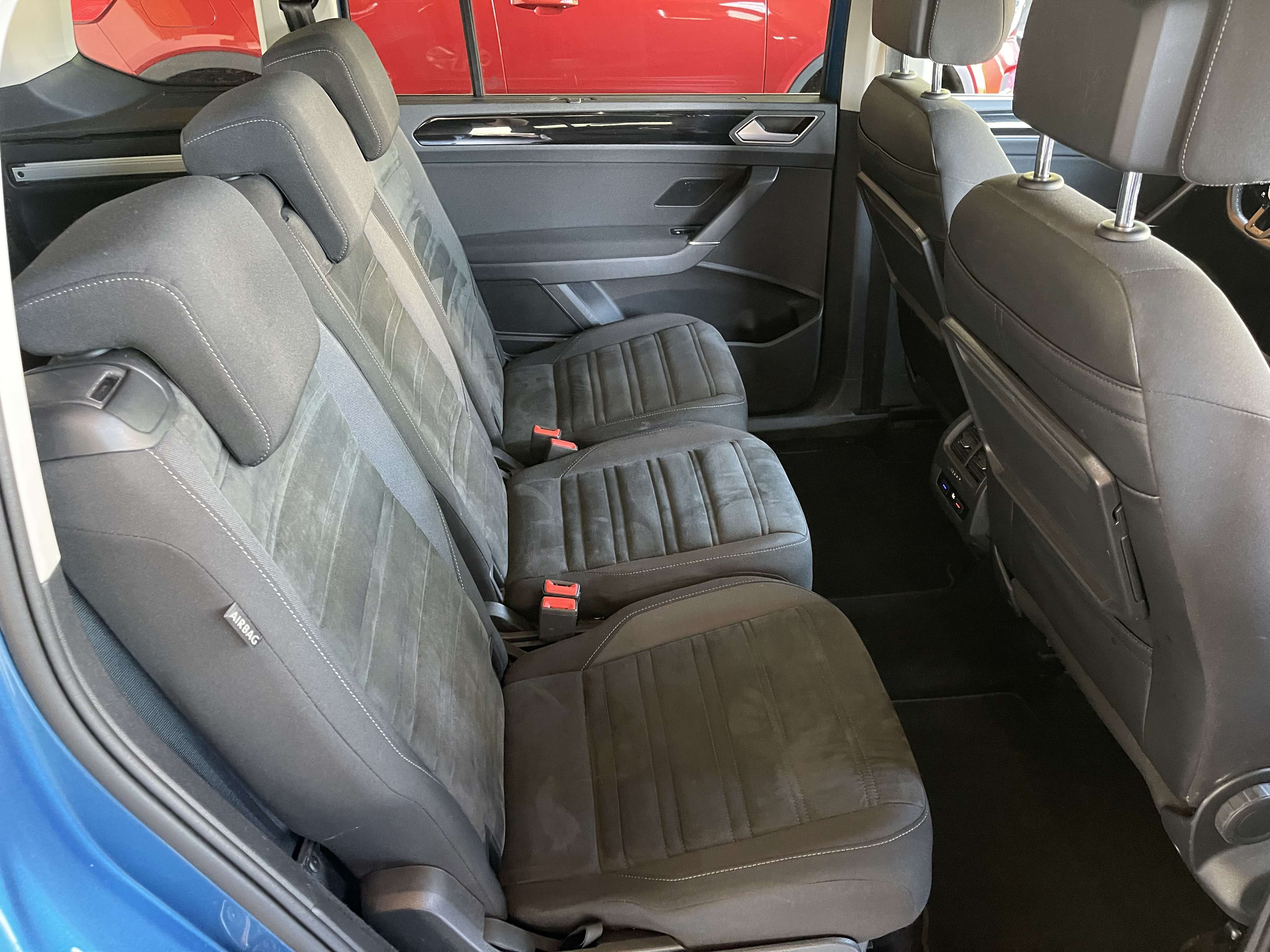 Volkswagen Touran 7 PLACES /TOIT OUVRANT / CAMERA / SIEGES CHAUFF /