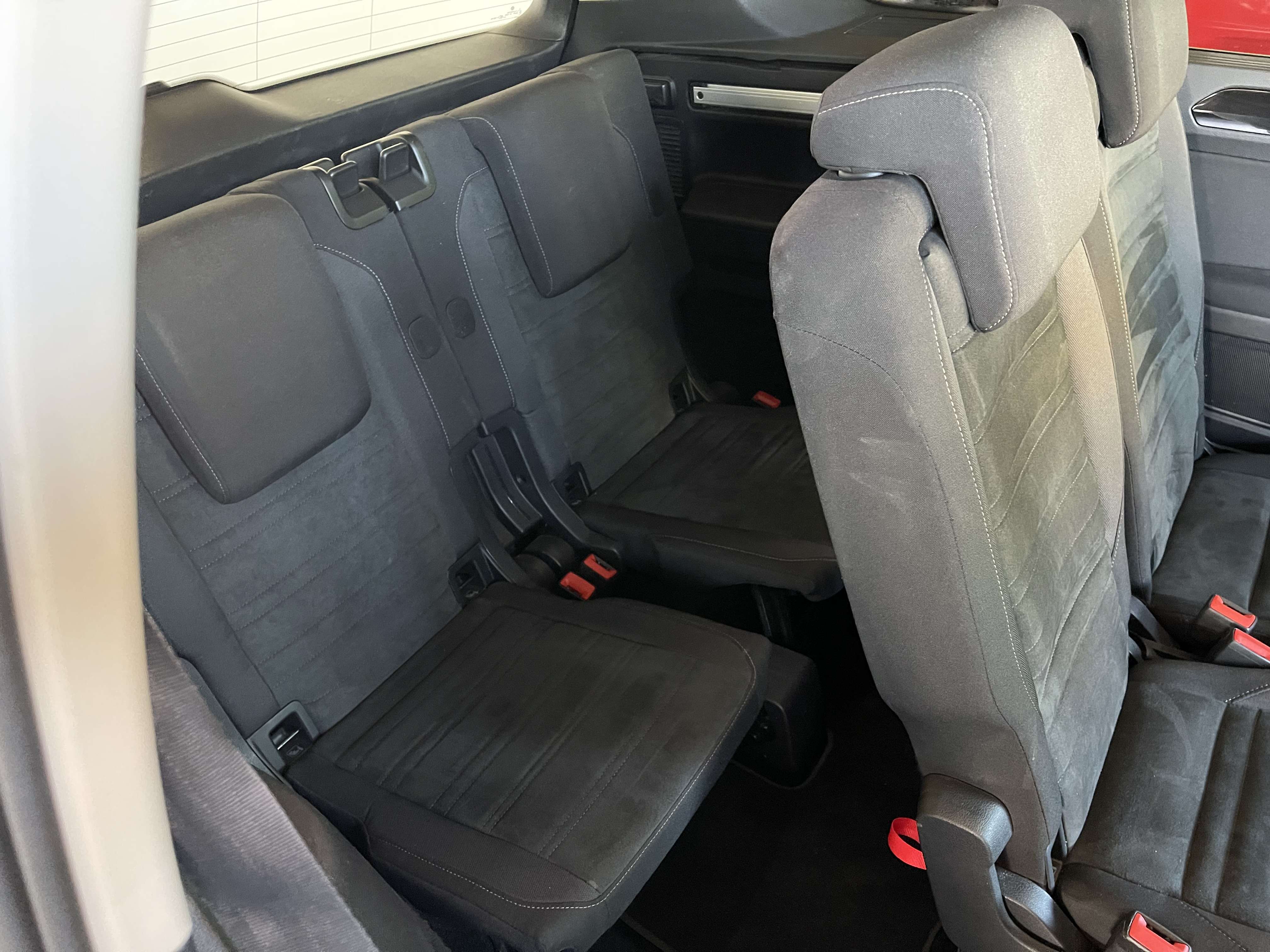 Volkswagen Touran 7 PLACES /TOIT OUVRANT / CAMERA / SIEGES CHAUFF /