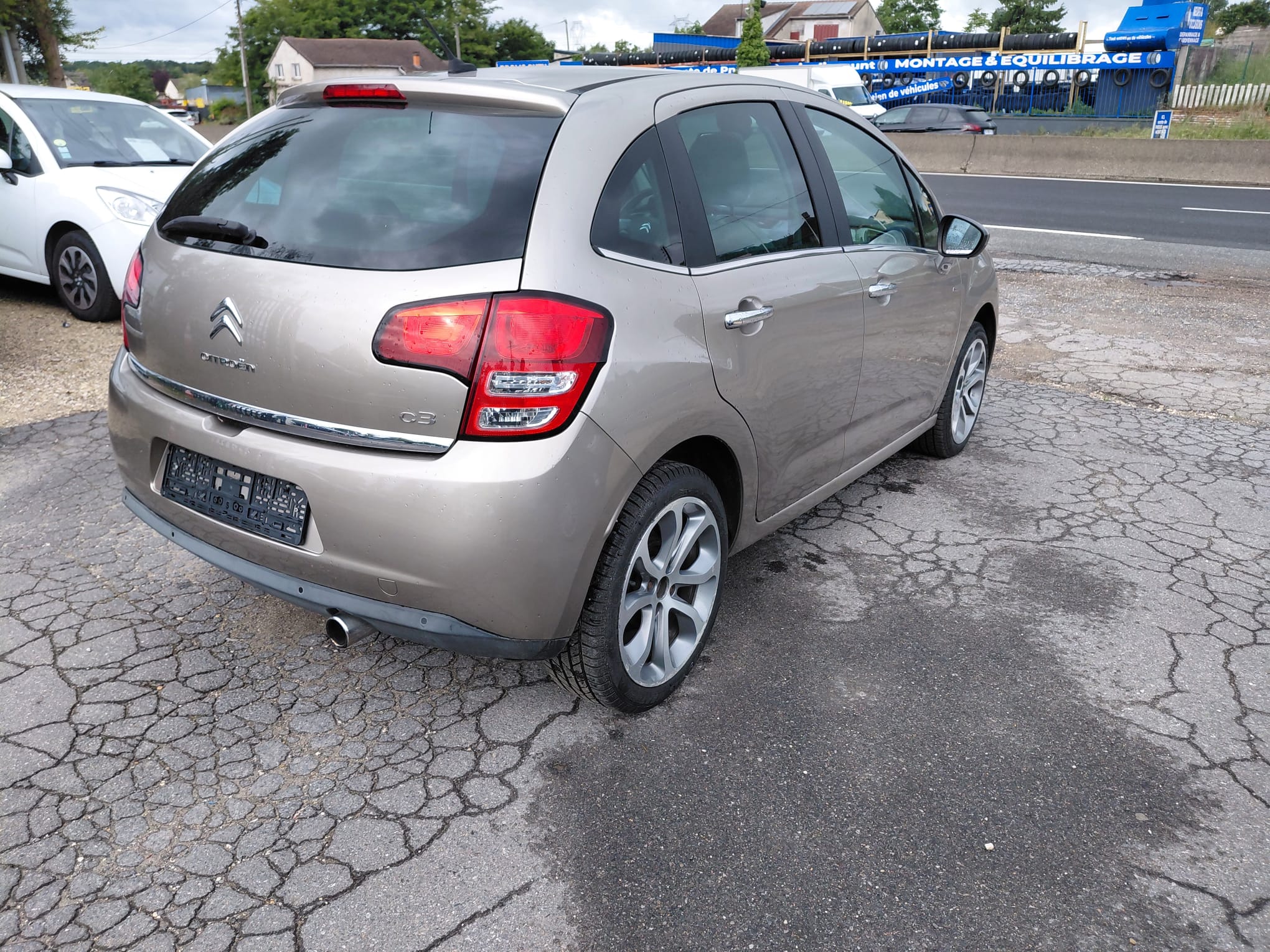 Citroen C3 (2) 1.4 16V 90 EXCLUSIVE