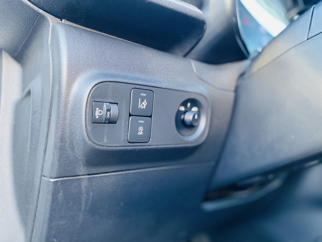 Citroen C3 SOCIETE 1.5 BLUE HDI 100 FEEL