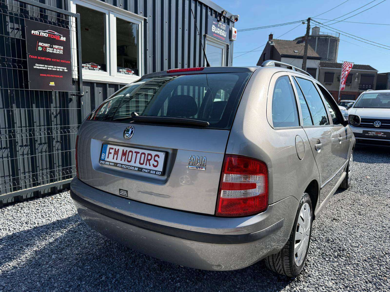 Skoda Fabia 1.2i 5 Portes Break / Clim / 2 clés / Entretien + CT OK / LEZ OK