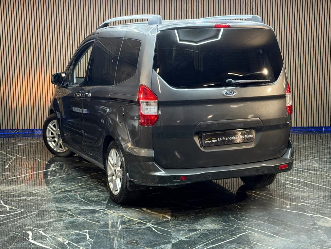 Ford Tourneo COURIER 1.0 EcoBoost 100 Titanium