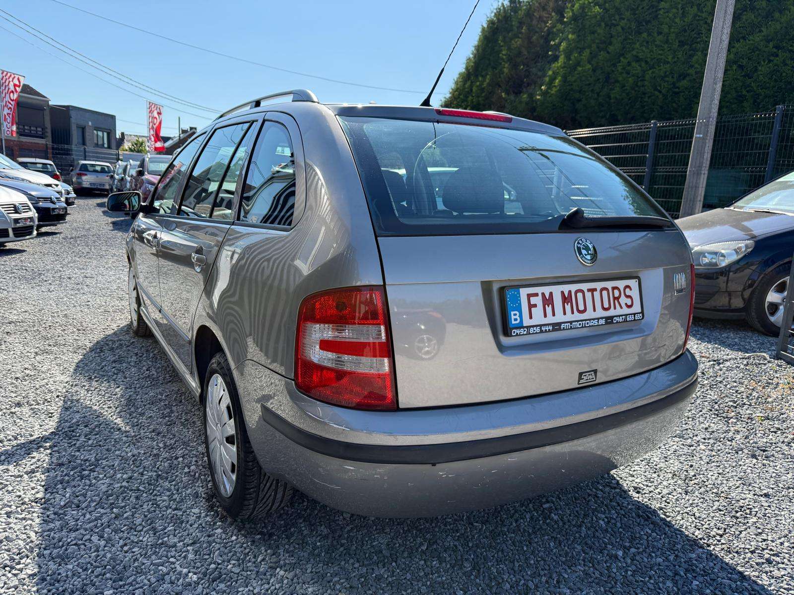 Skoda Fabia 1.2i 5 Portes Break / Clim / 2 clés / Entretien + CT OK / LEZ OK