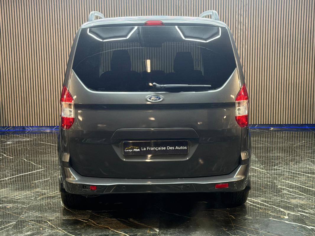 Ford Tourneo COURIER 1.0 EcoBoost 100 Titanium