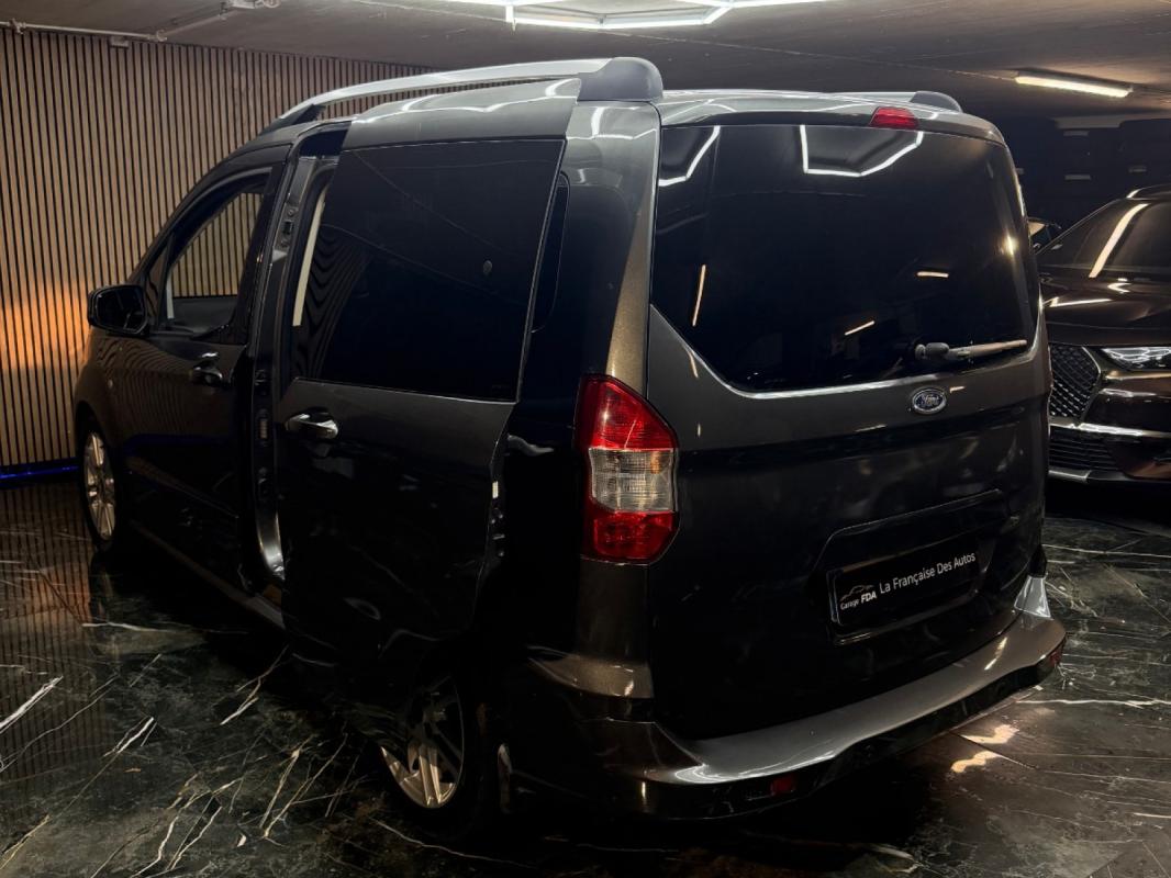 Ford Tourneo COURIER 1.0 EcoBoost 100 Titanium