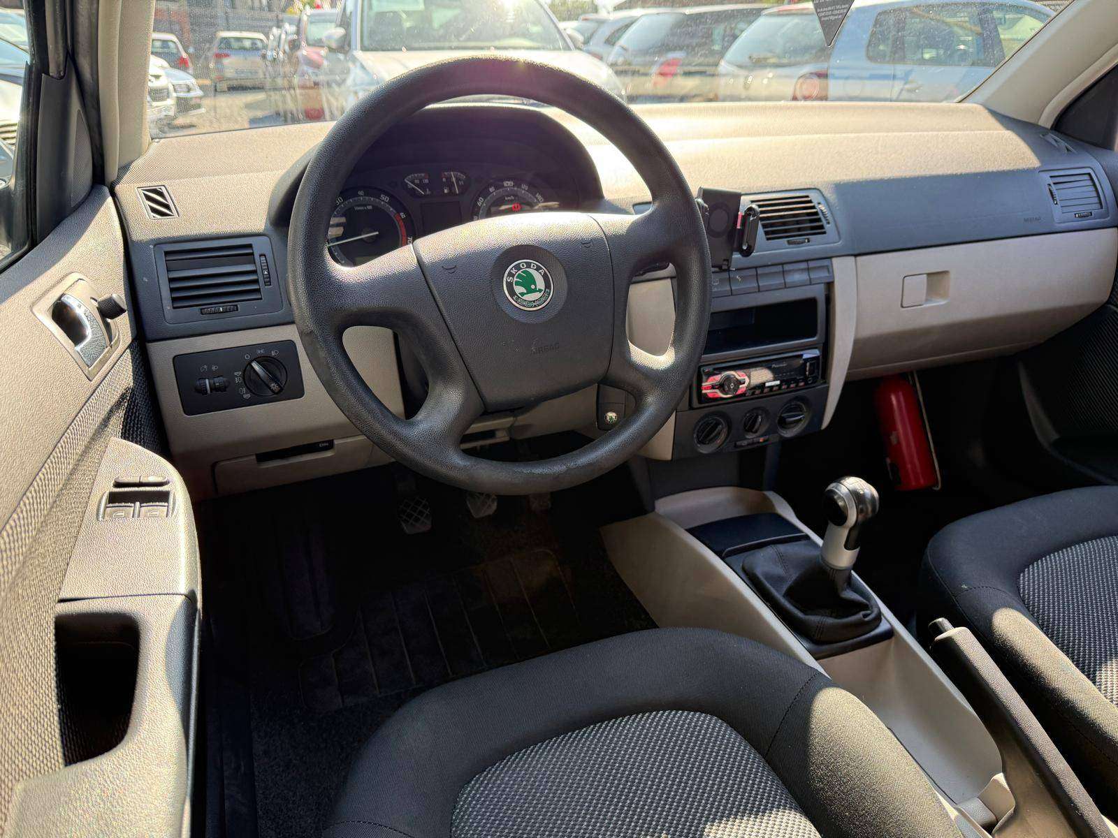 Skoda Fabia 1.2i 5 Portes Break / Clim / 2 clés / Entretien + CT OK / LEZ OK