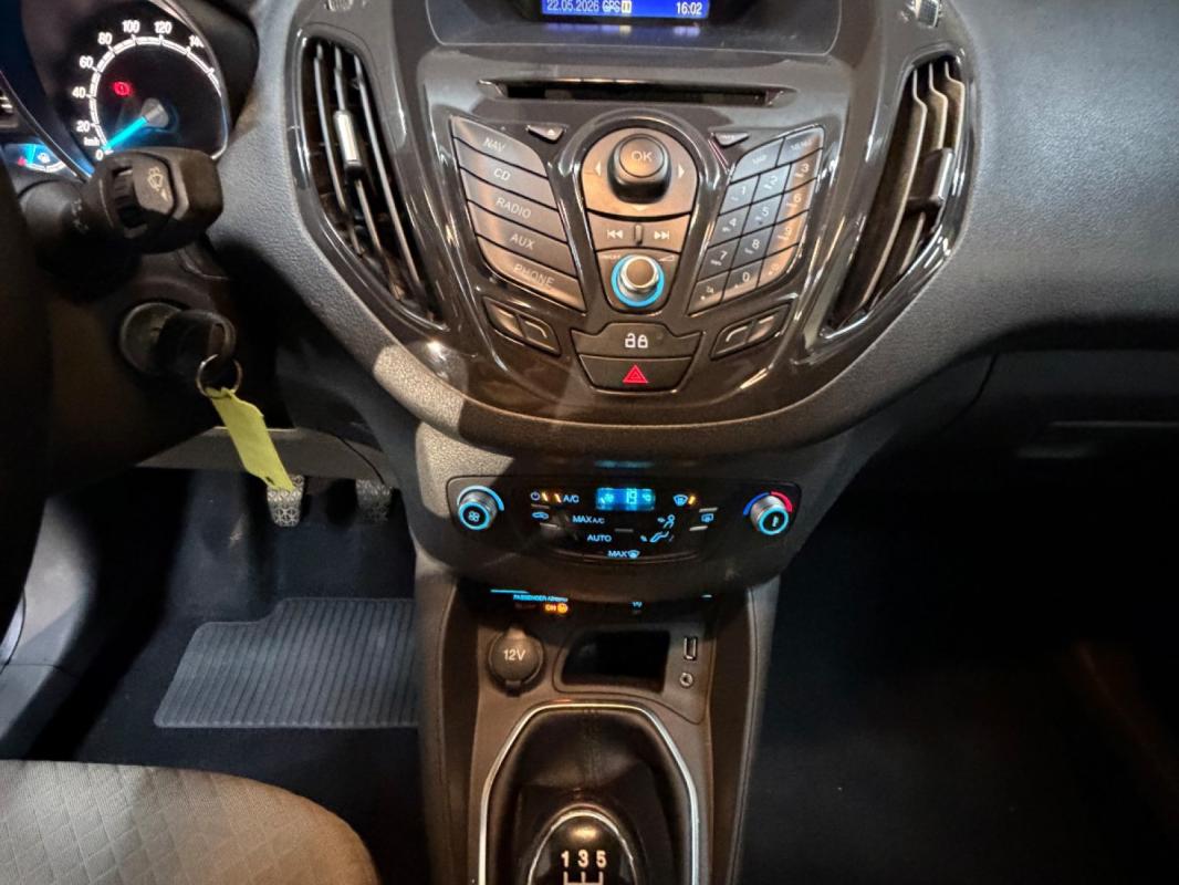 Ford Tourneo COURIER 1.0 EcoBoost 100 Titanium